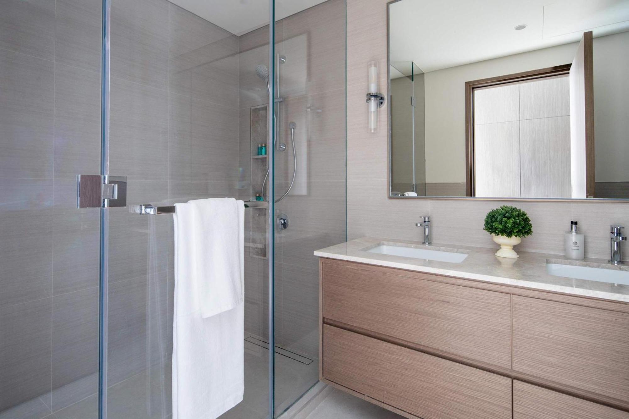 Frank Porter - Grande Signature Residences Apartamento Dubai