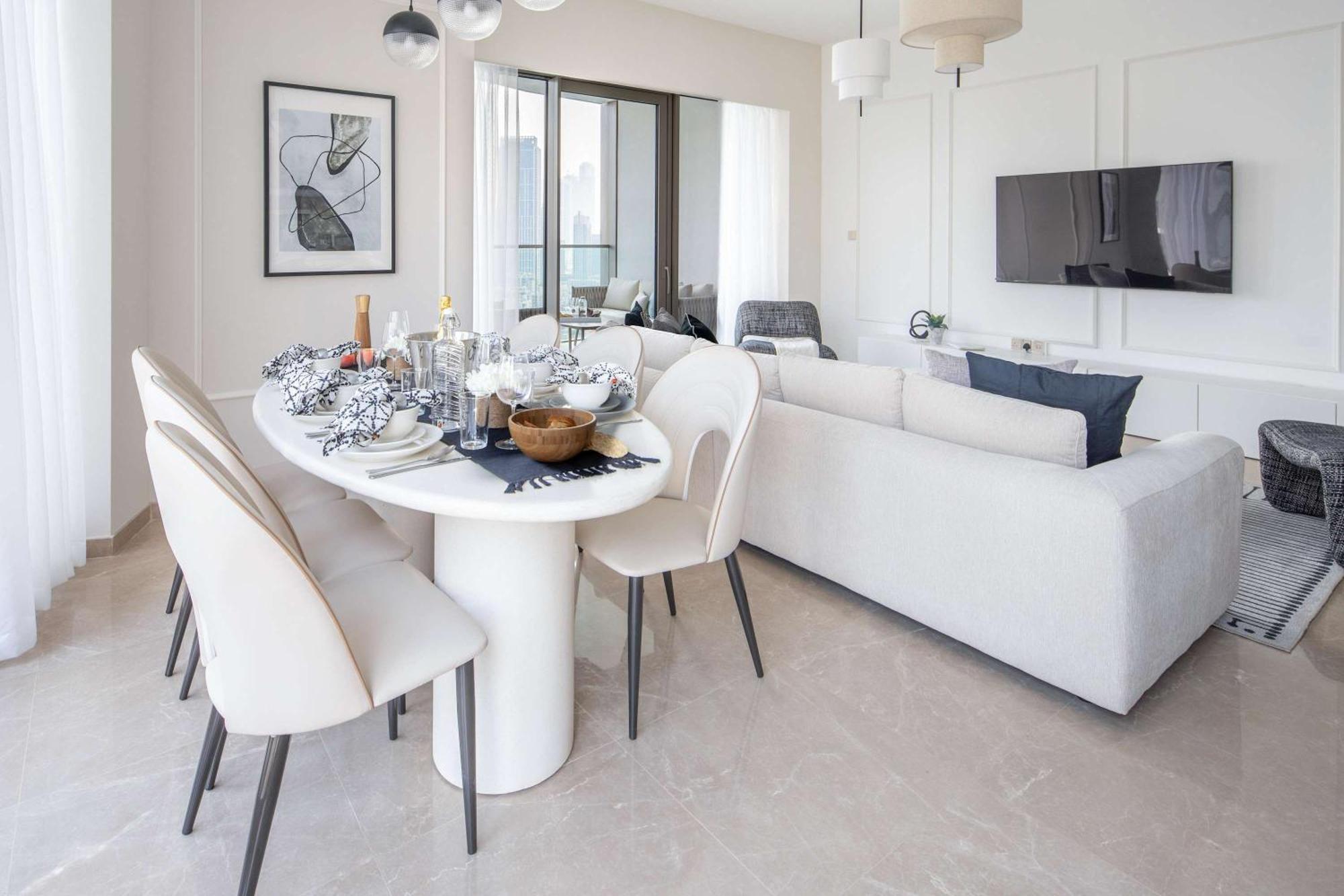 Frank Porter - Grande Signature Residences Dubai