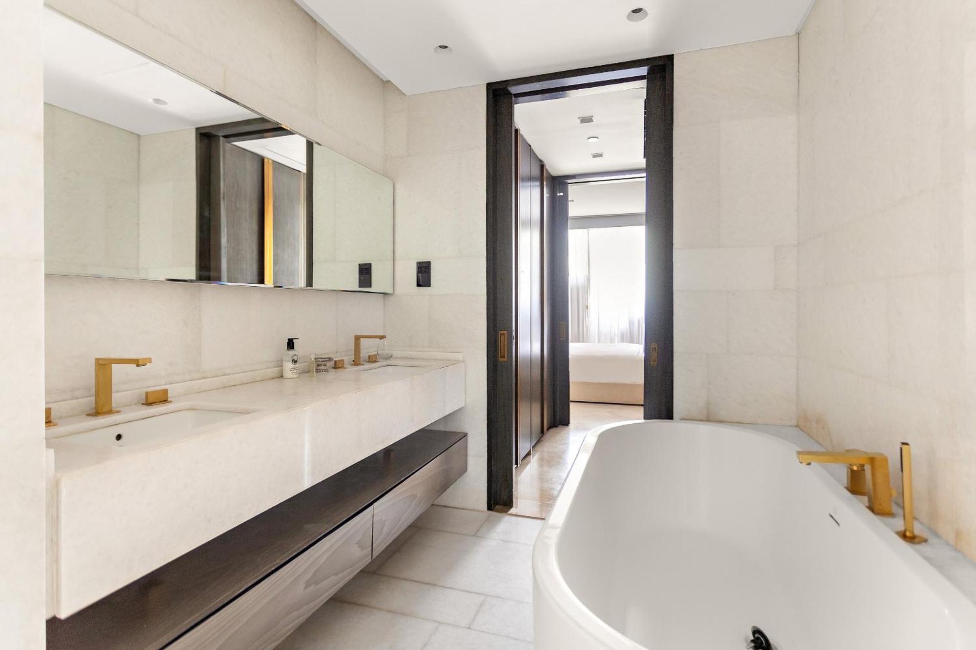 Five Palm Jumeirah With Private Pool Apartment