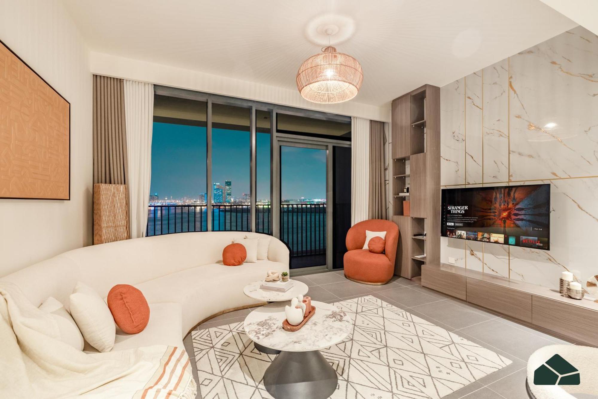 Serene 2br With Sea View - Bms Apartment *