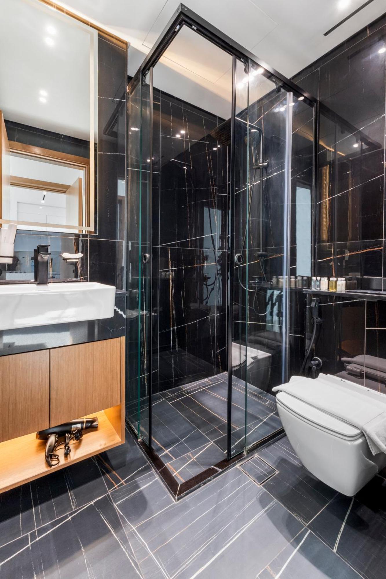 Prime Lux 1 Bedroom Skyline Apartment