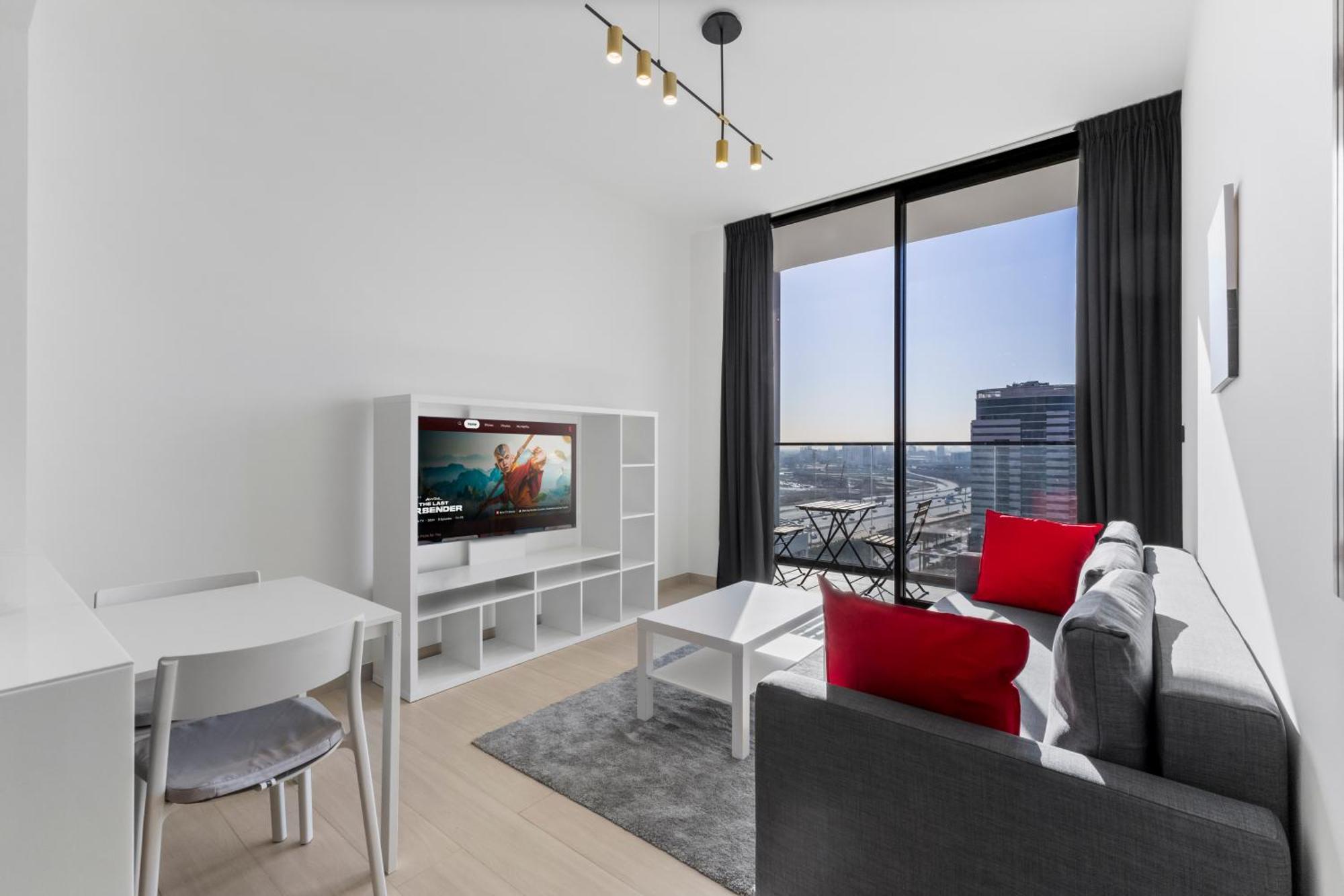 Prime Lux 1 Bedroom Skyline Apartment
