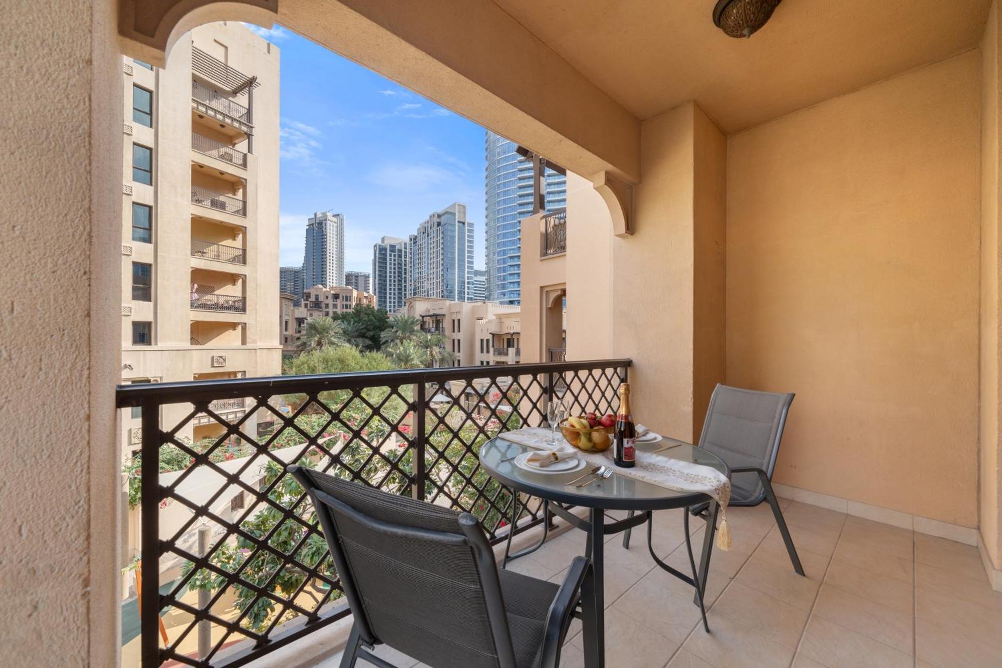 Apartment Burj Khalifa View - Zanzabeel Downtown - Free Parking *