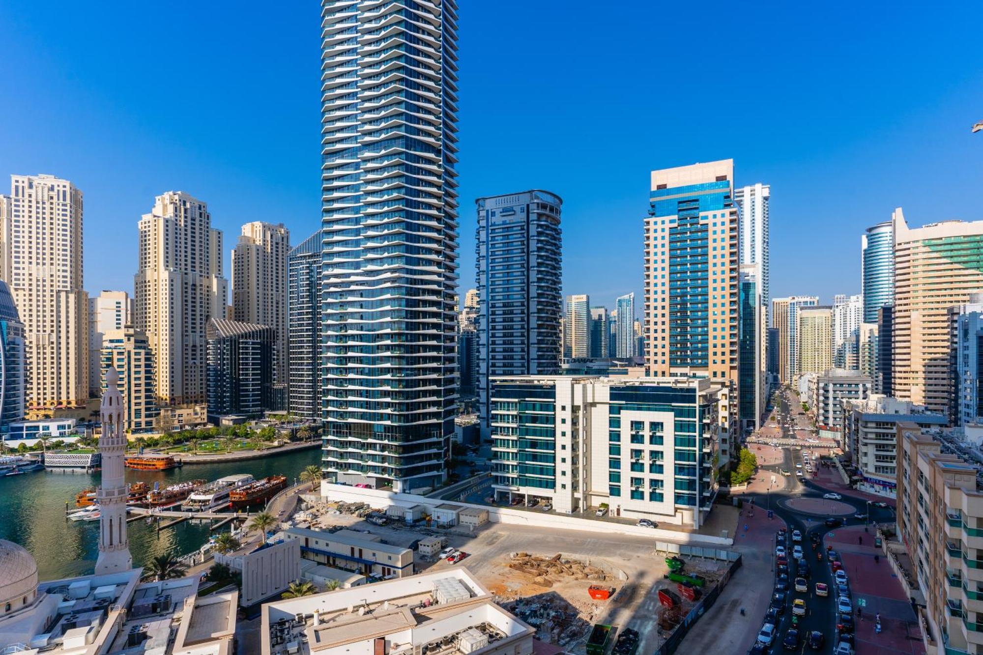 Luxury 3br With Stunning Full Marina View In Apartment *