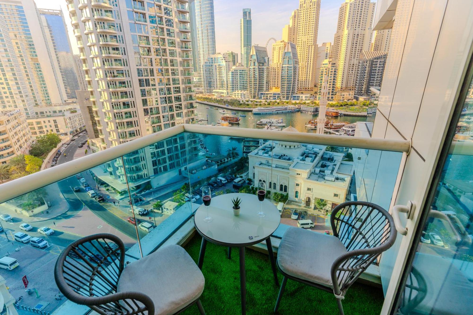 Luxury 3br With Stunning Full Marina View In Apartment *
