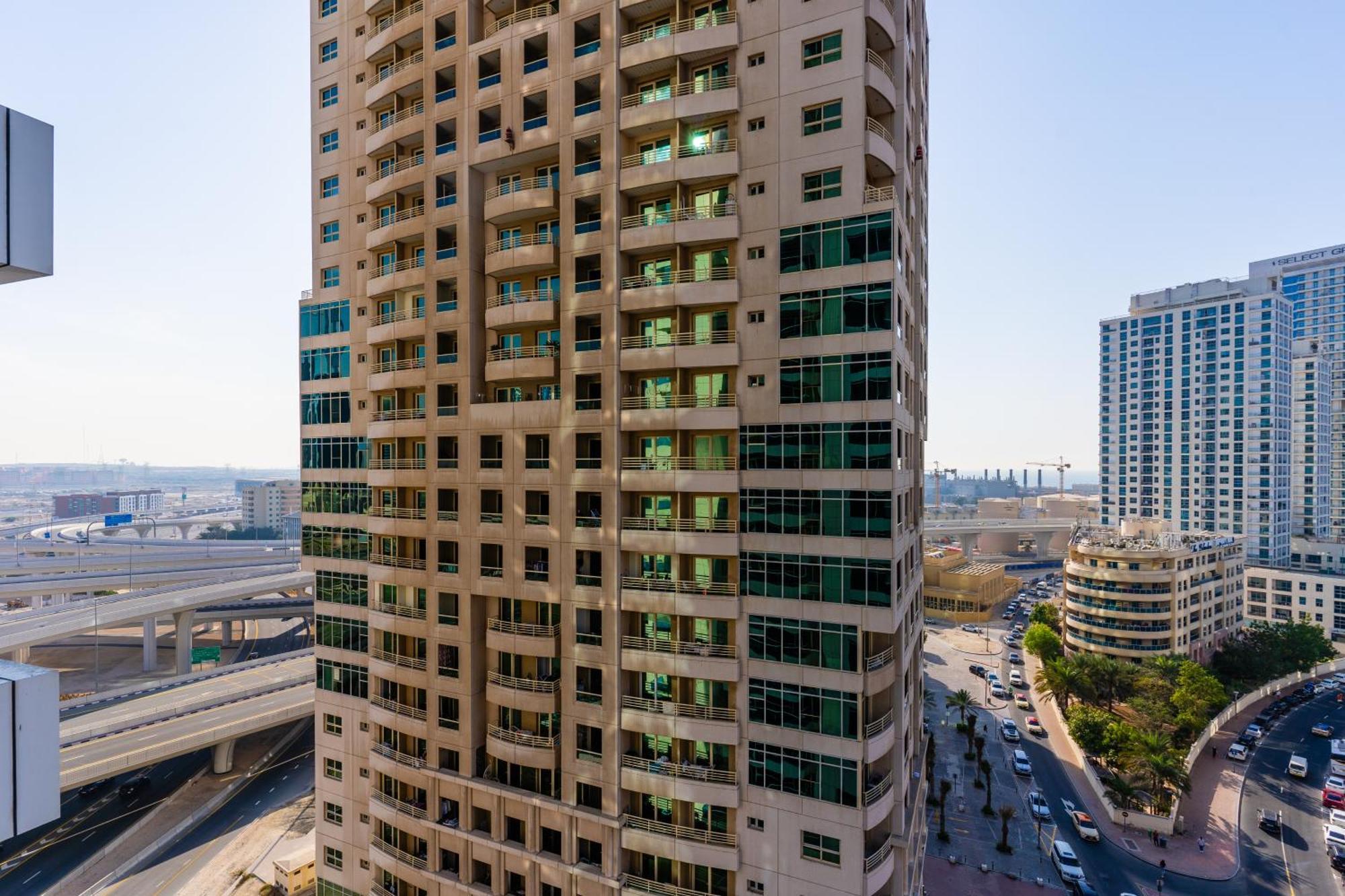 Apartment Luxury 3br With Stunning Full Marina View In Dubai