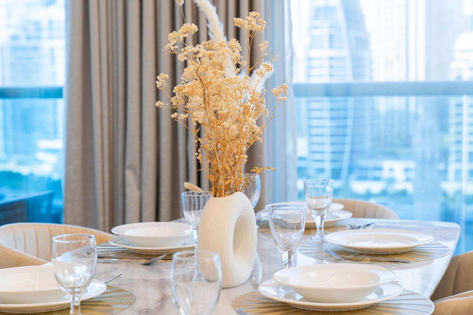 Apartment Luxury 3br With Stunning Full Marina View In *