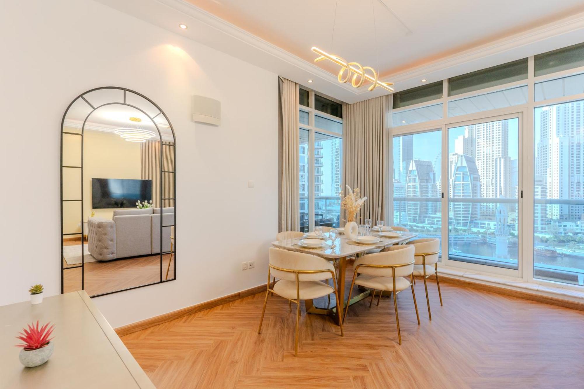Luxury 3br With Stunning Full Marina View In Dubai