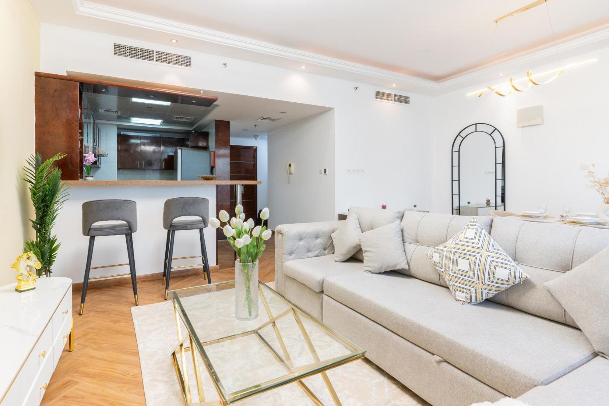 Apartment Luxury 3br With Stunning Full Marina View In *