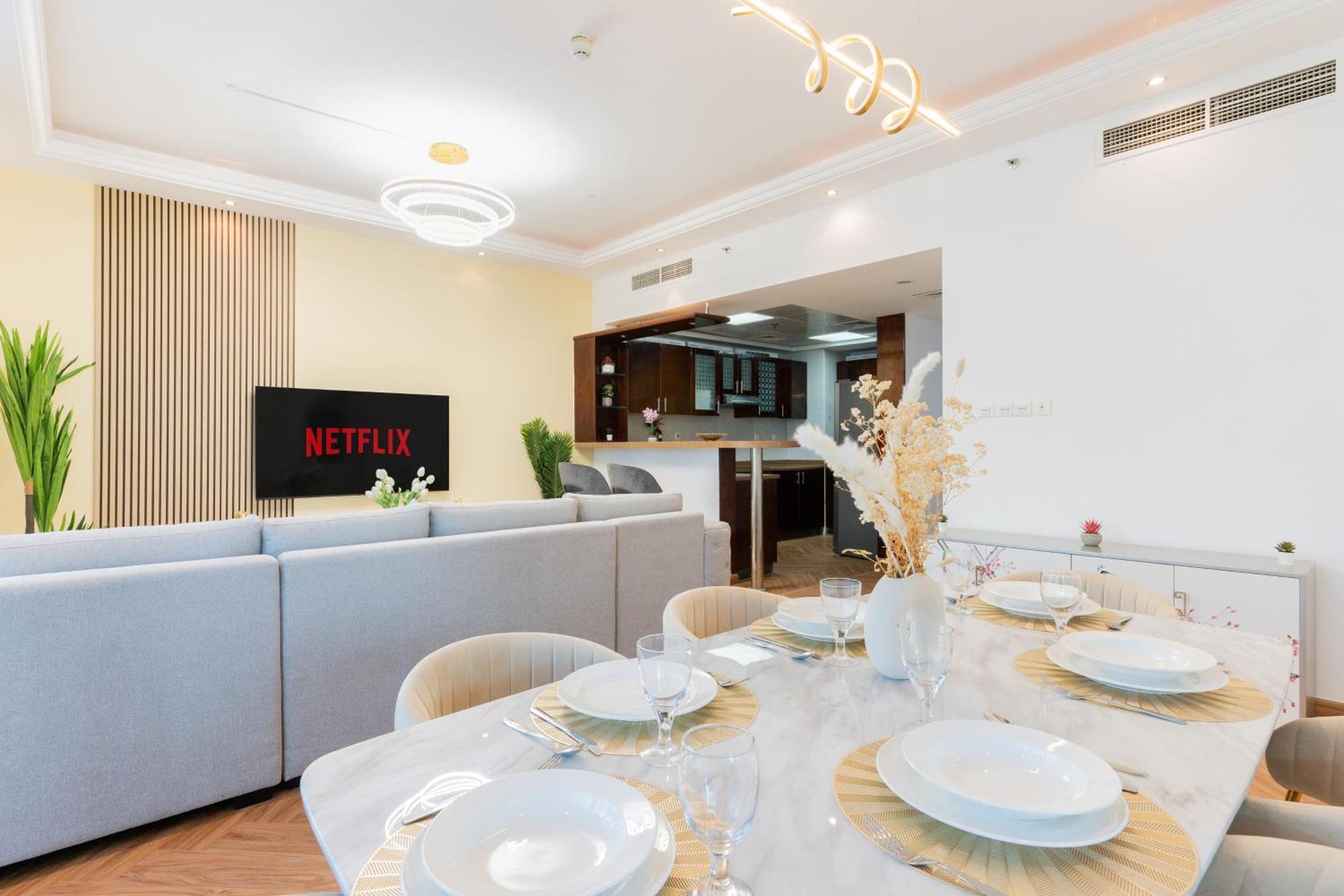 Luxury 3br With Stunning Full Marina View In Apartment Dubai