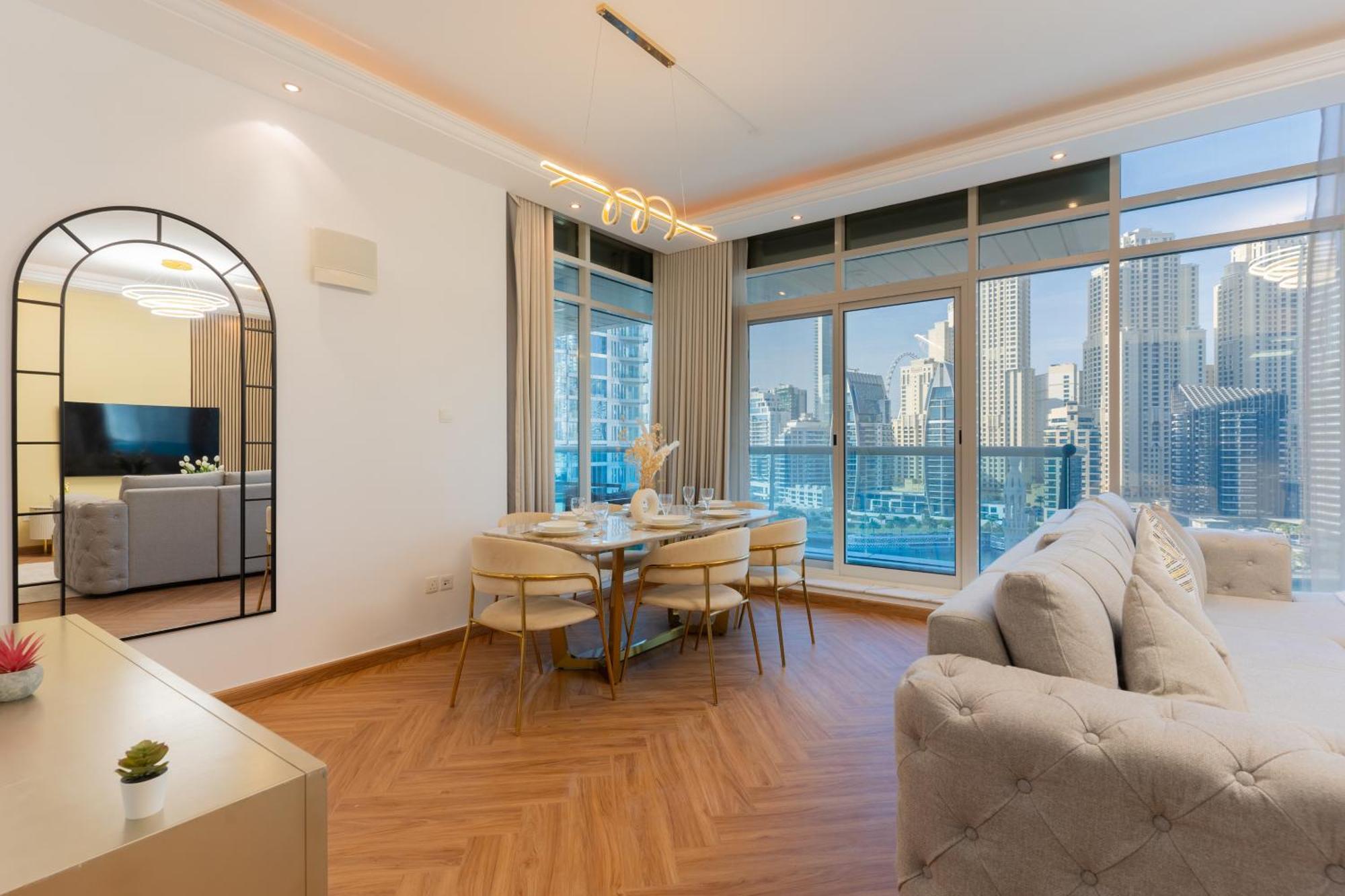 Luxury 3br With Stunning Full Marina View In Apartment
