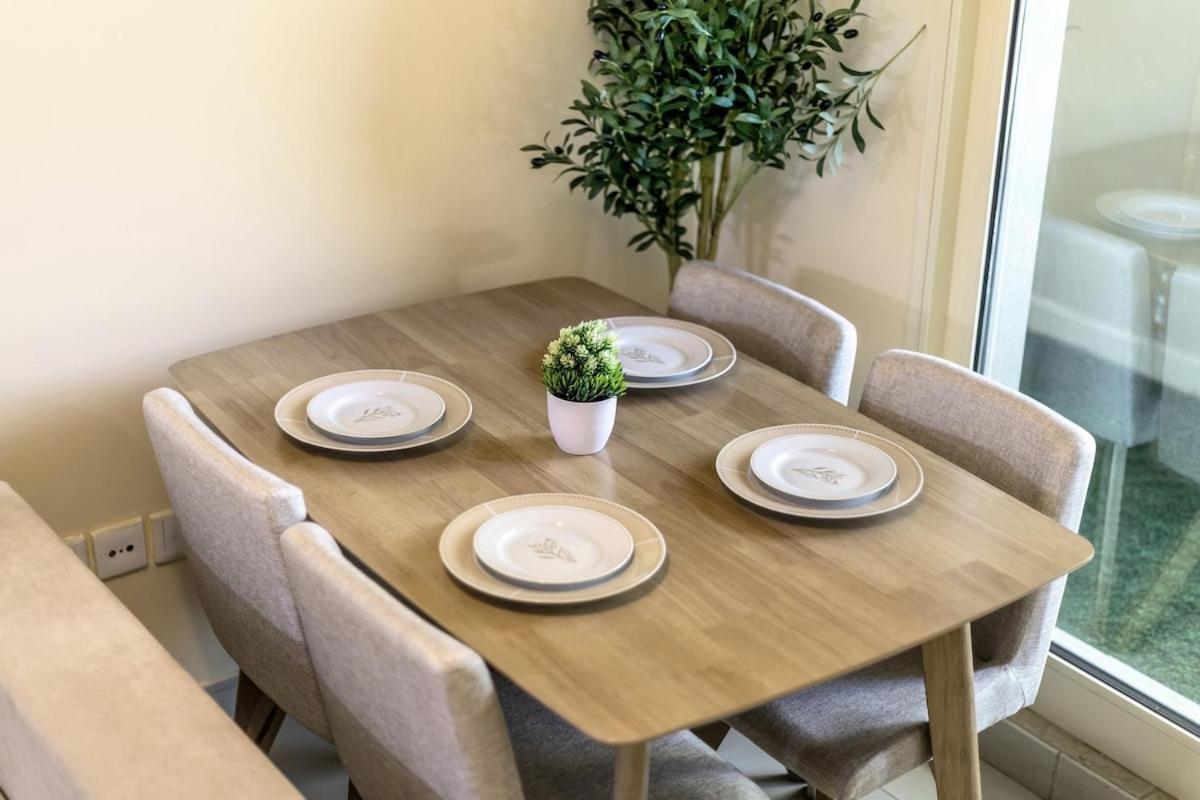 Bohemian 2 Bedroom In The Heart Of Marina Dubai
