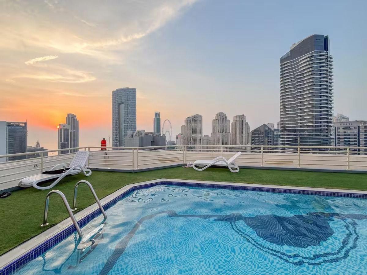 Bohemian 2 Bedroom In The Heart Of Marina * Dubai