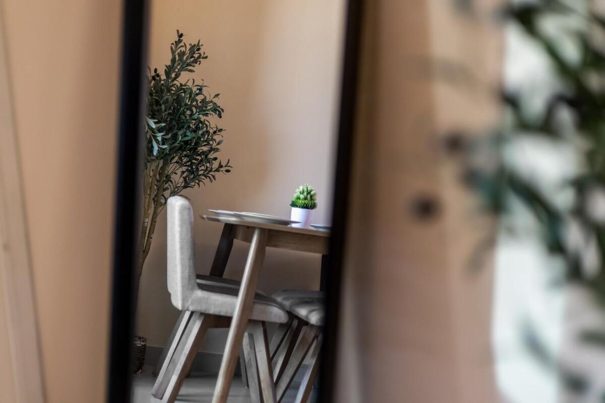 Apartment Bohemian 2 Bedroom In The Heart Of Marina