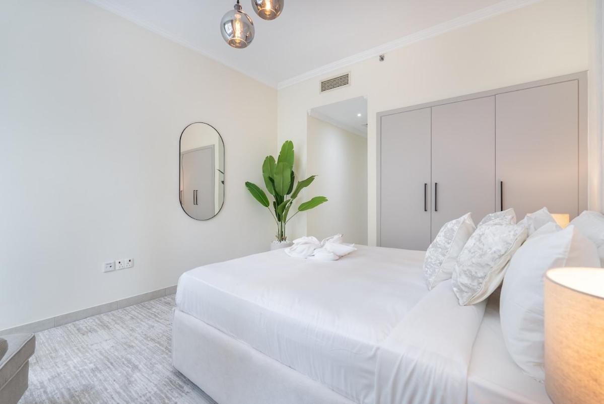 Havn - 2 Bedroom In Marina Quays, Marina Apartment