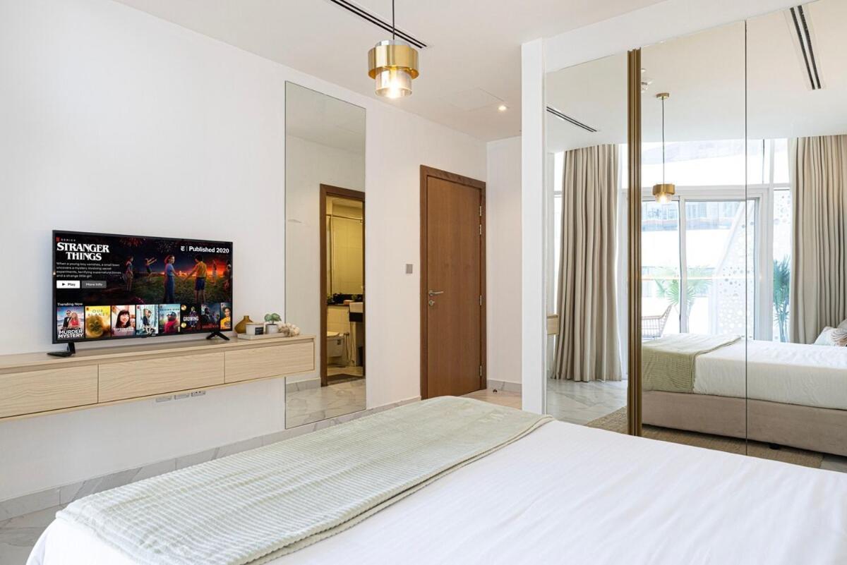 Apartment Panoramic! Burj Khalifa And Canal View!