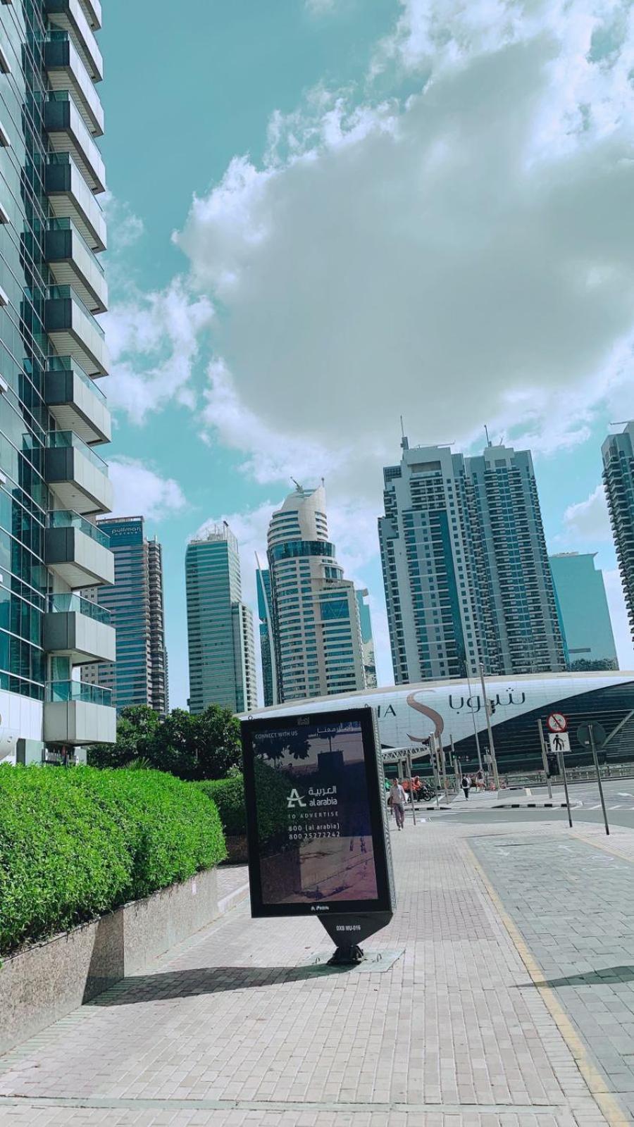 Luxury 1 Bhk With Panoramic Marina View Apartment
