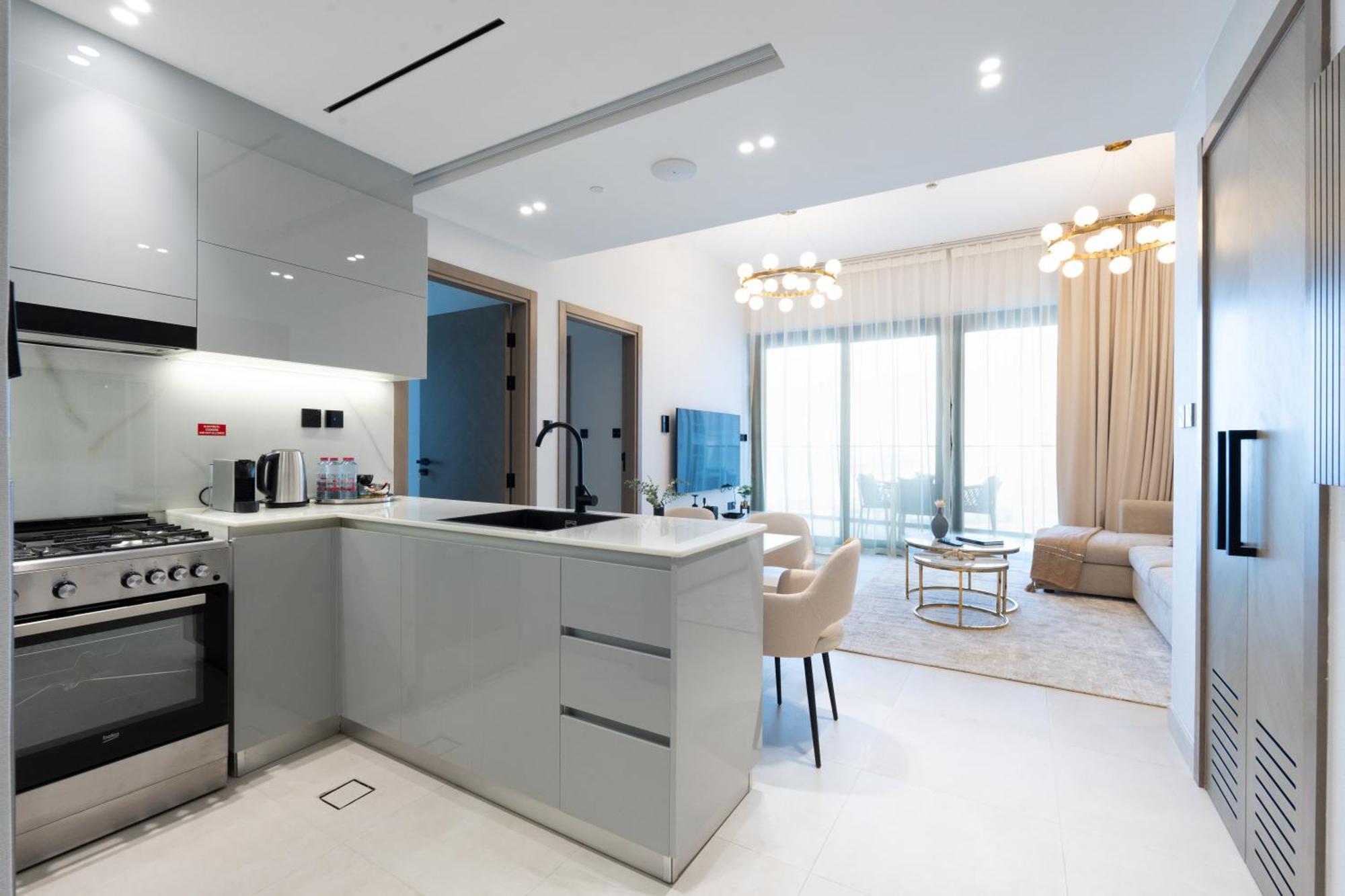Keyrock Living - Binghatti Canal Luxury *