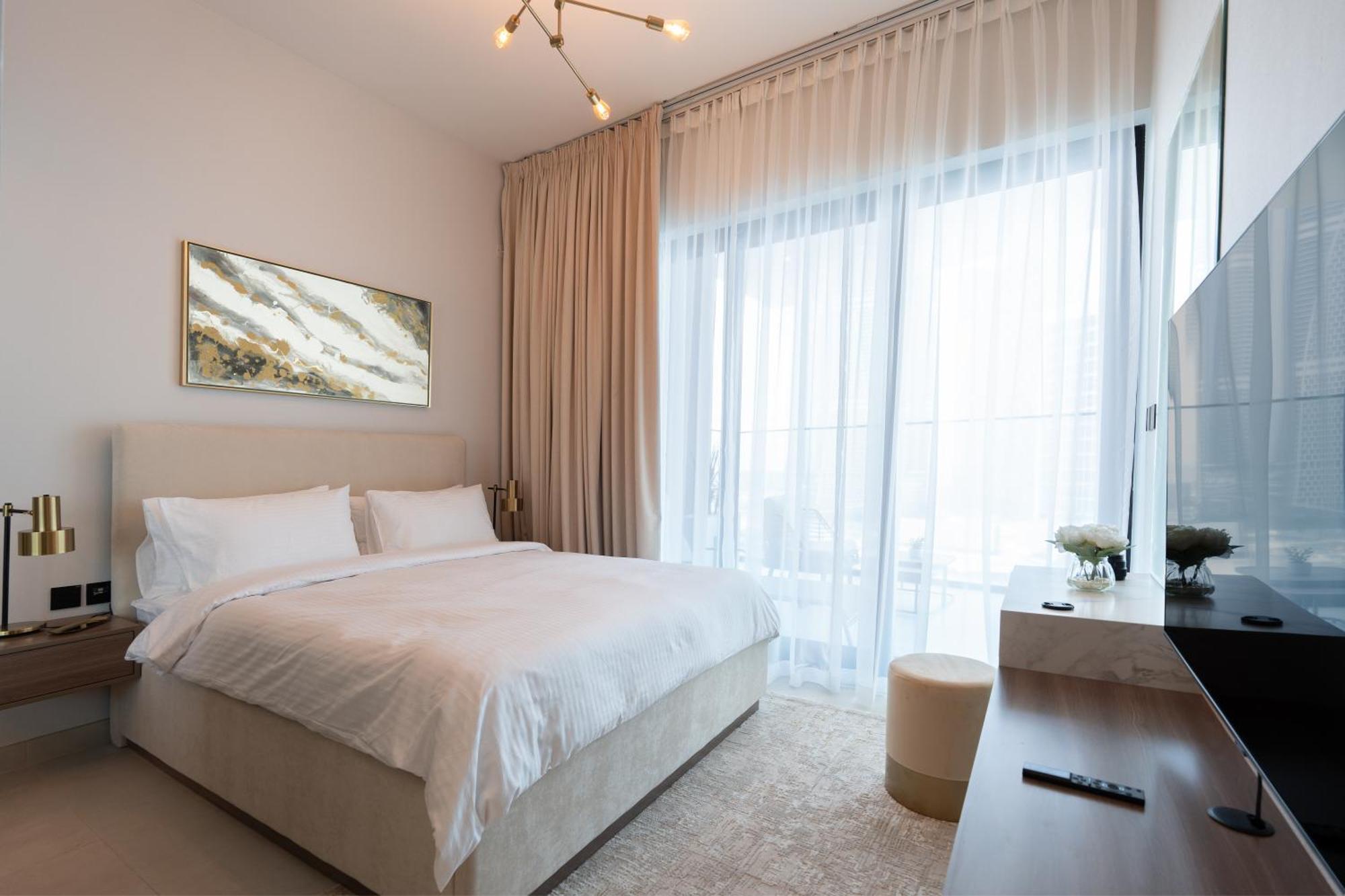 Apartment Keyrock Living - Binghatti Canal Luxury Dubai