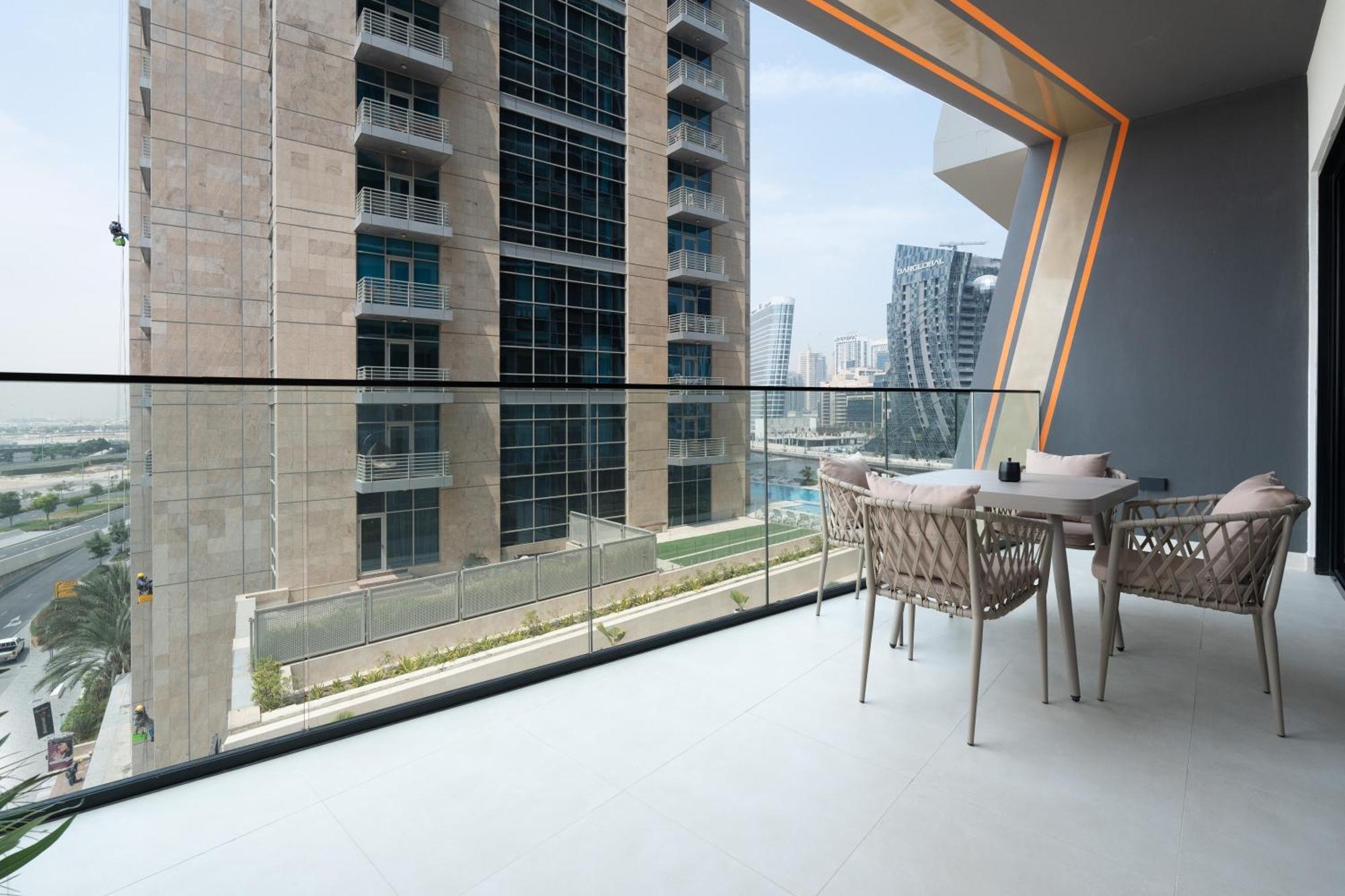 Apartment Keyrock Living - Binghatti Canal Luxury *