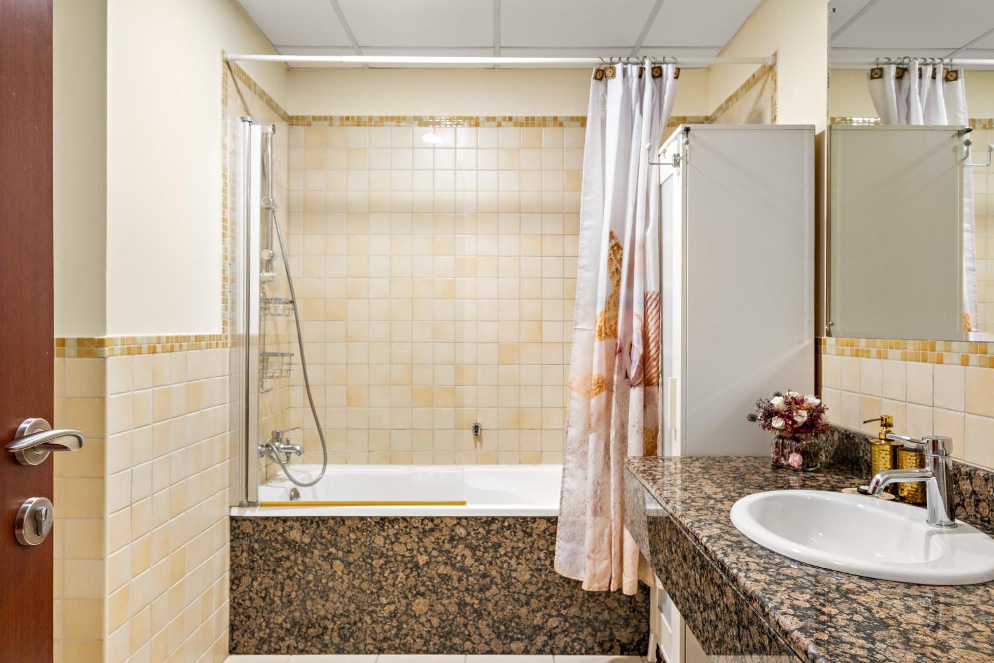 Jbr Sadaf Full Marina View By Renttiers Apartment Dubai