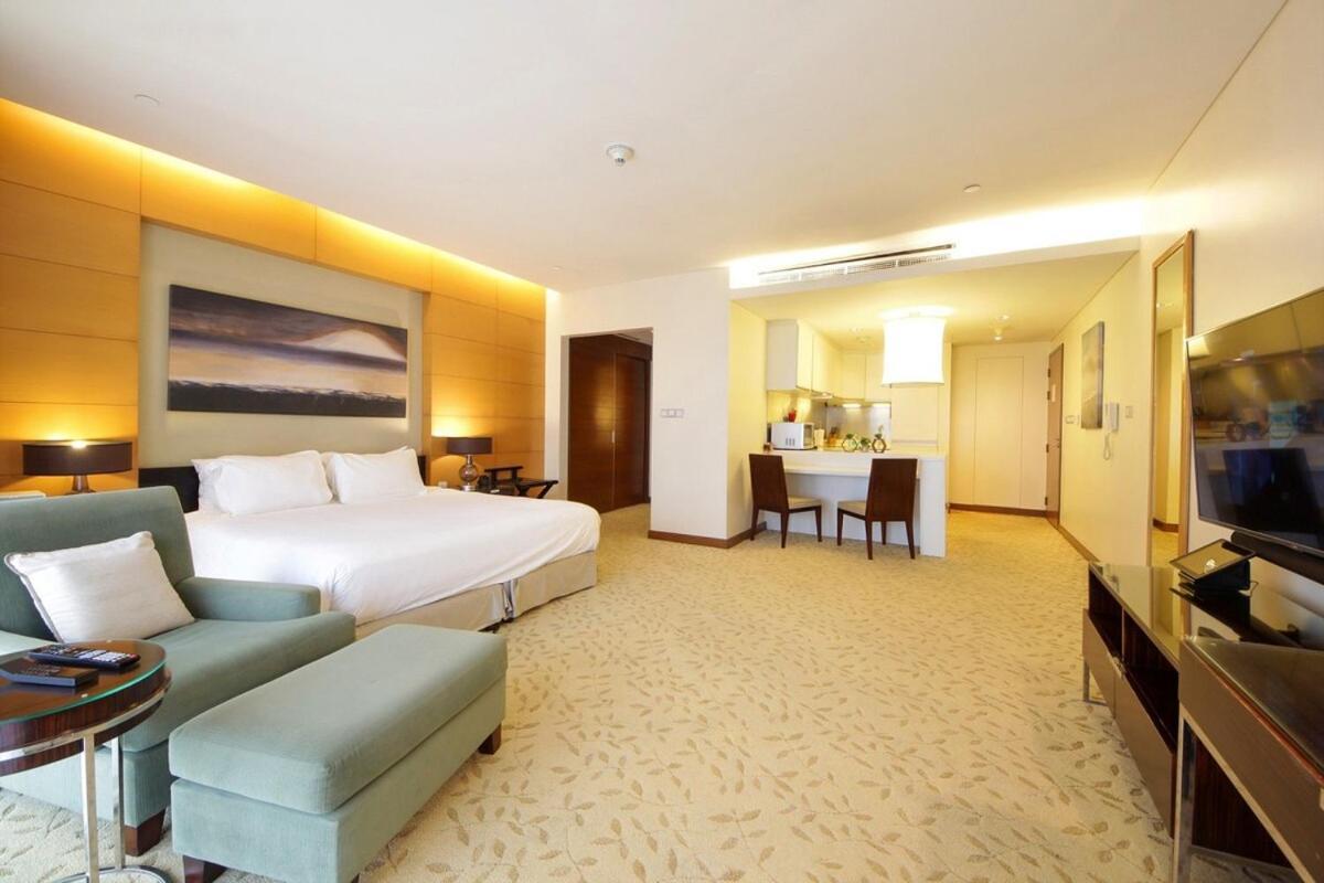 Apartment Emaar Residence-fashion Avenue- Spacious For Monthly *