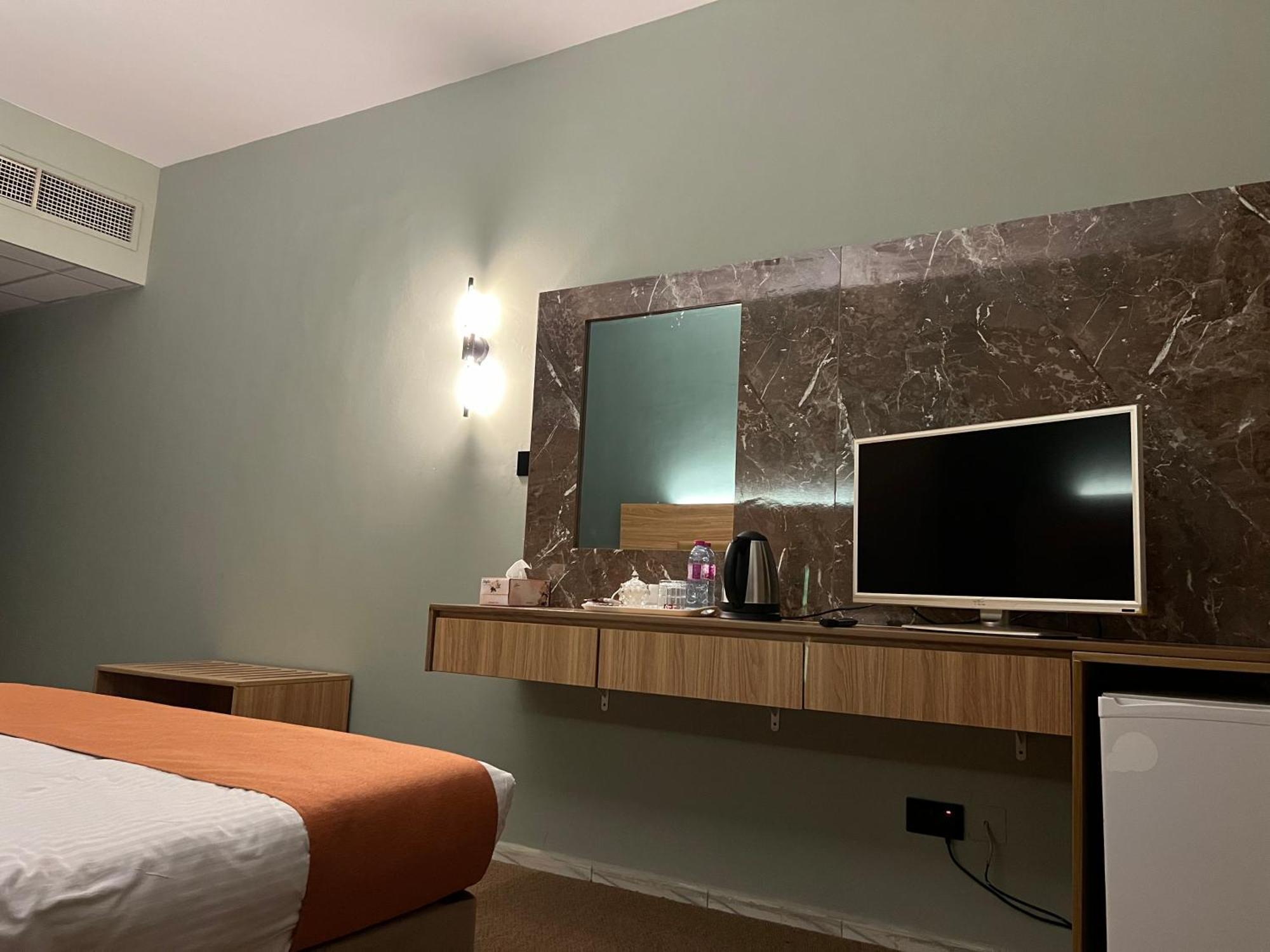 Aygro Hotel
