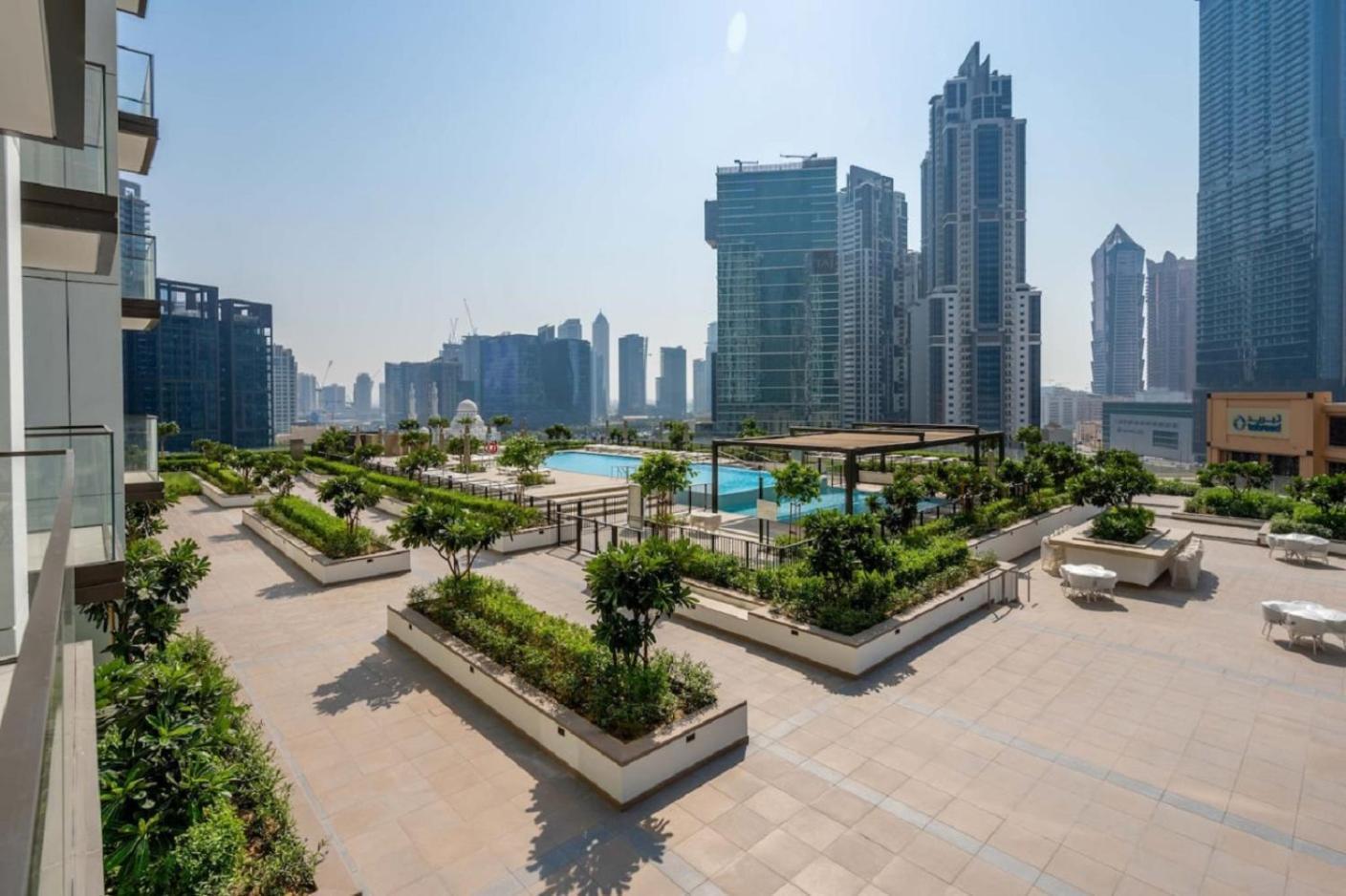 Premium Burj Khalifa View In Downtown Apartment