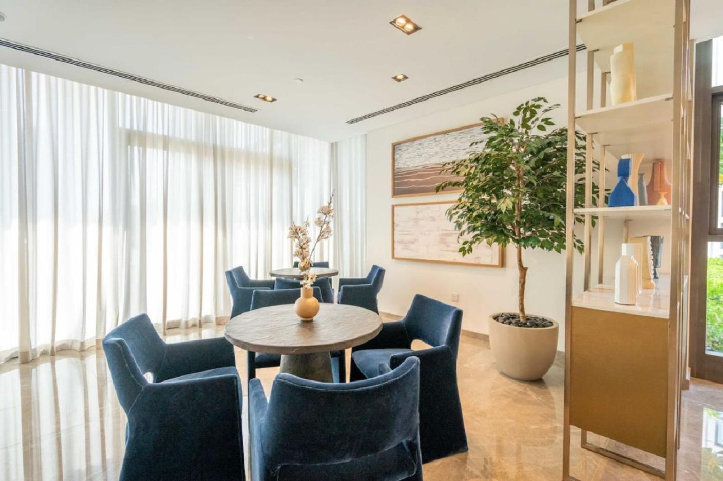 Premium Burj Khalifa View In Downtown Apartment *