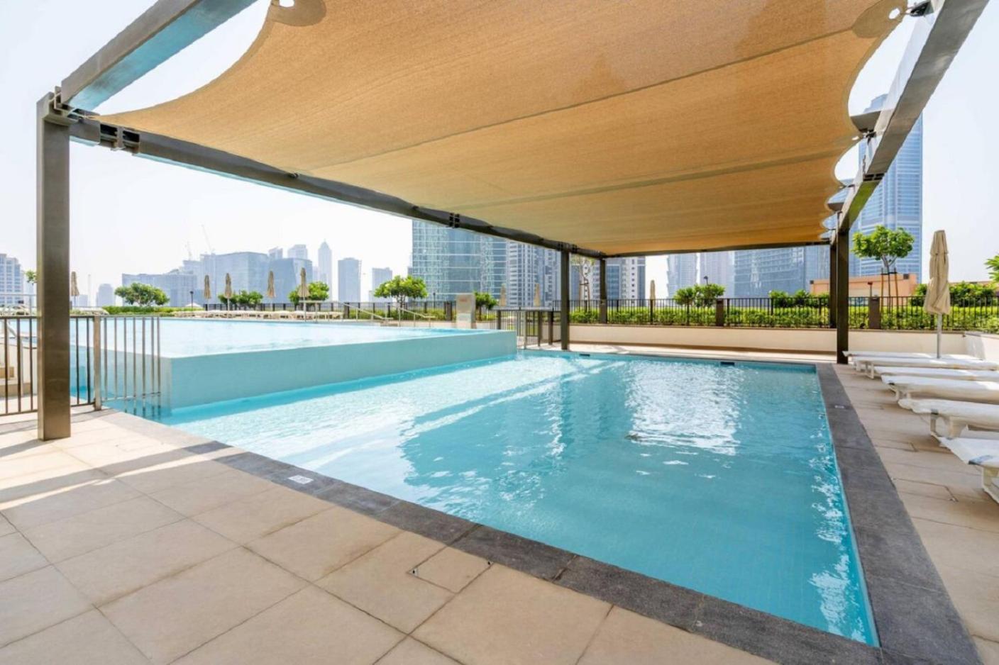 Premium Burj Khalifa View In Downtown Apartment
