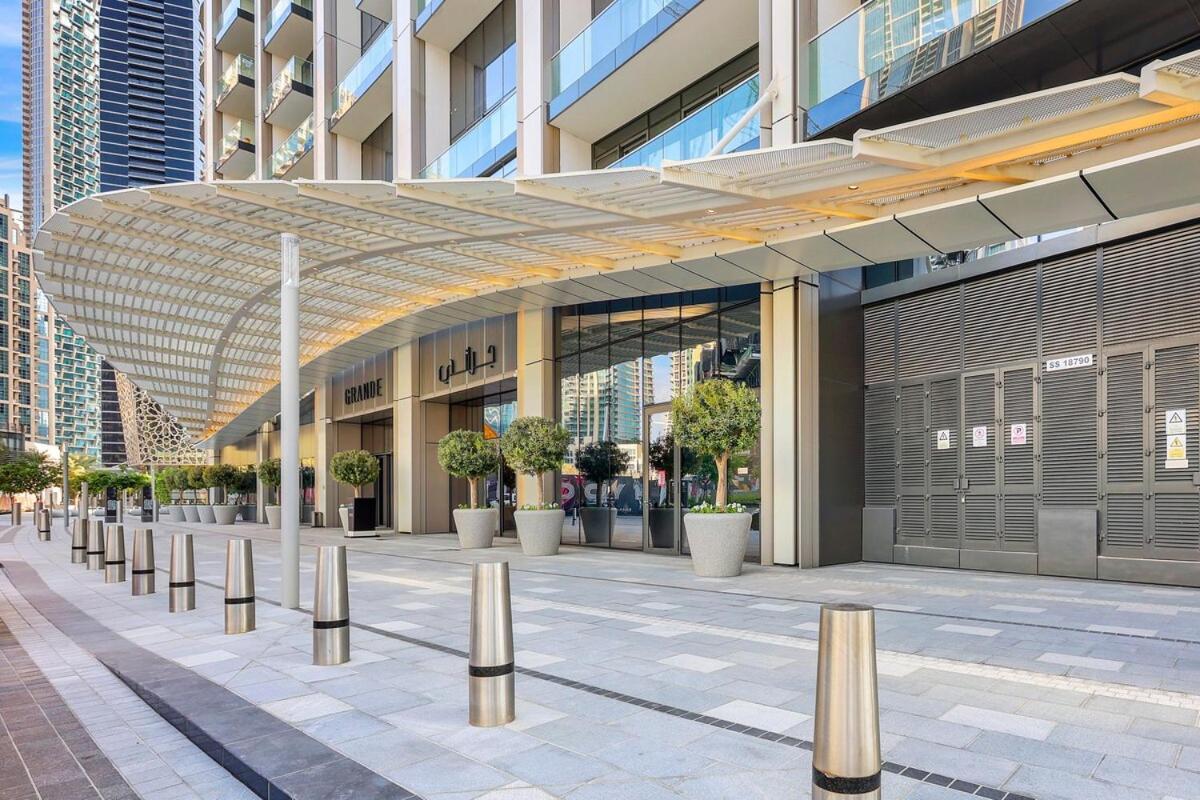 Luxury 2br Free Parking Walk To Burj And Fountains