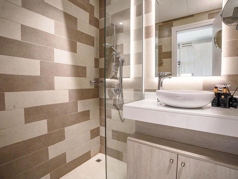 Apartamento Seafront Escape Infinity Pool & Private *