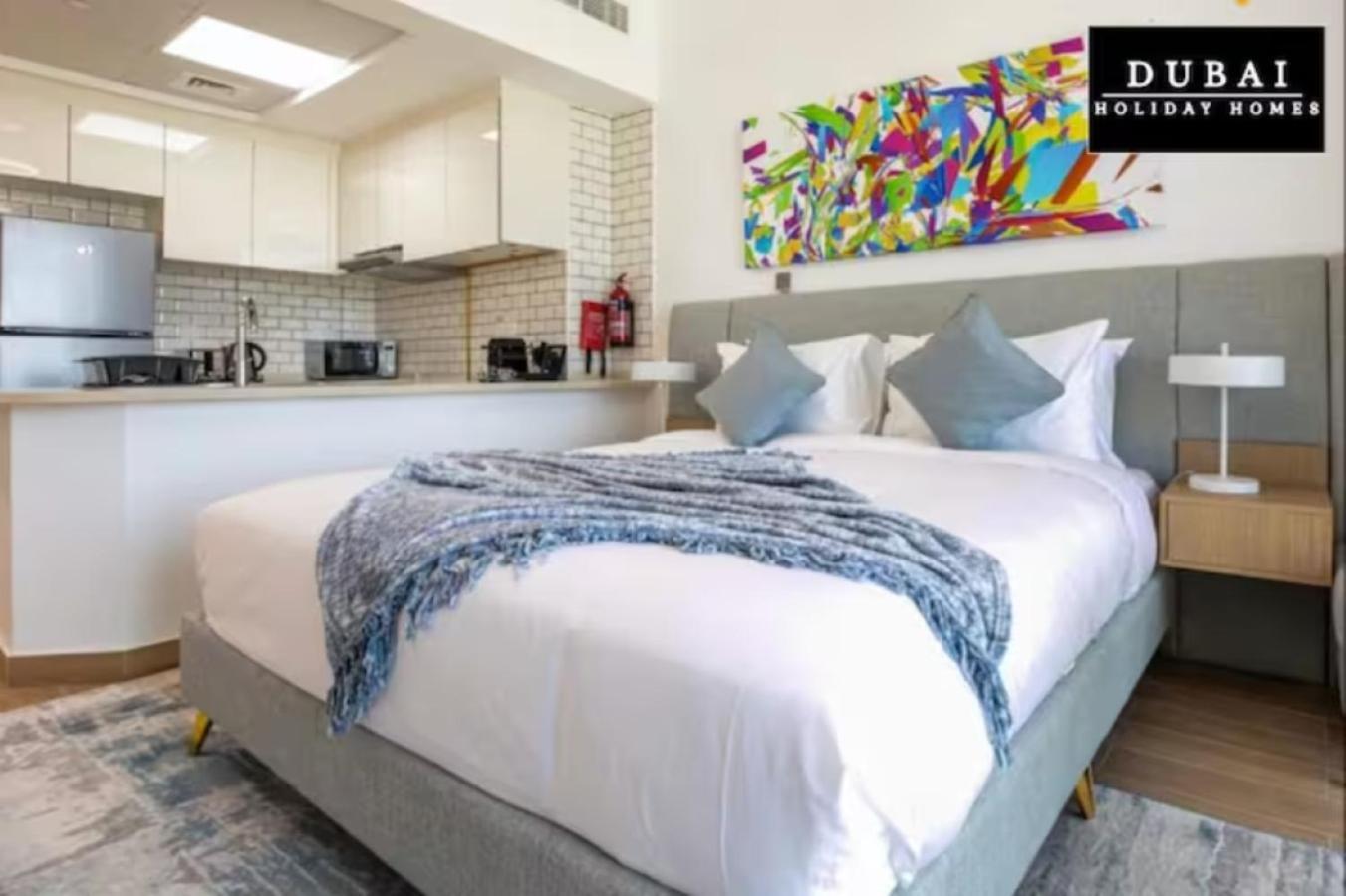151 Jumeirah Gardens *