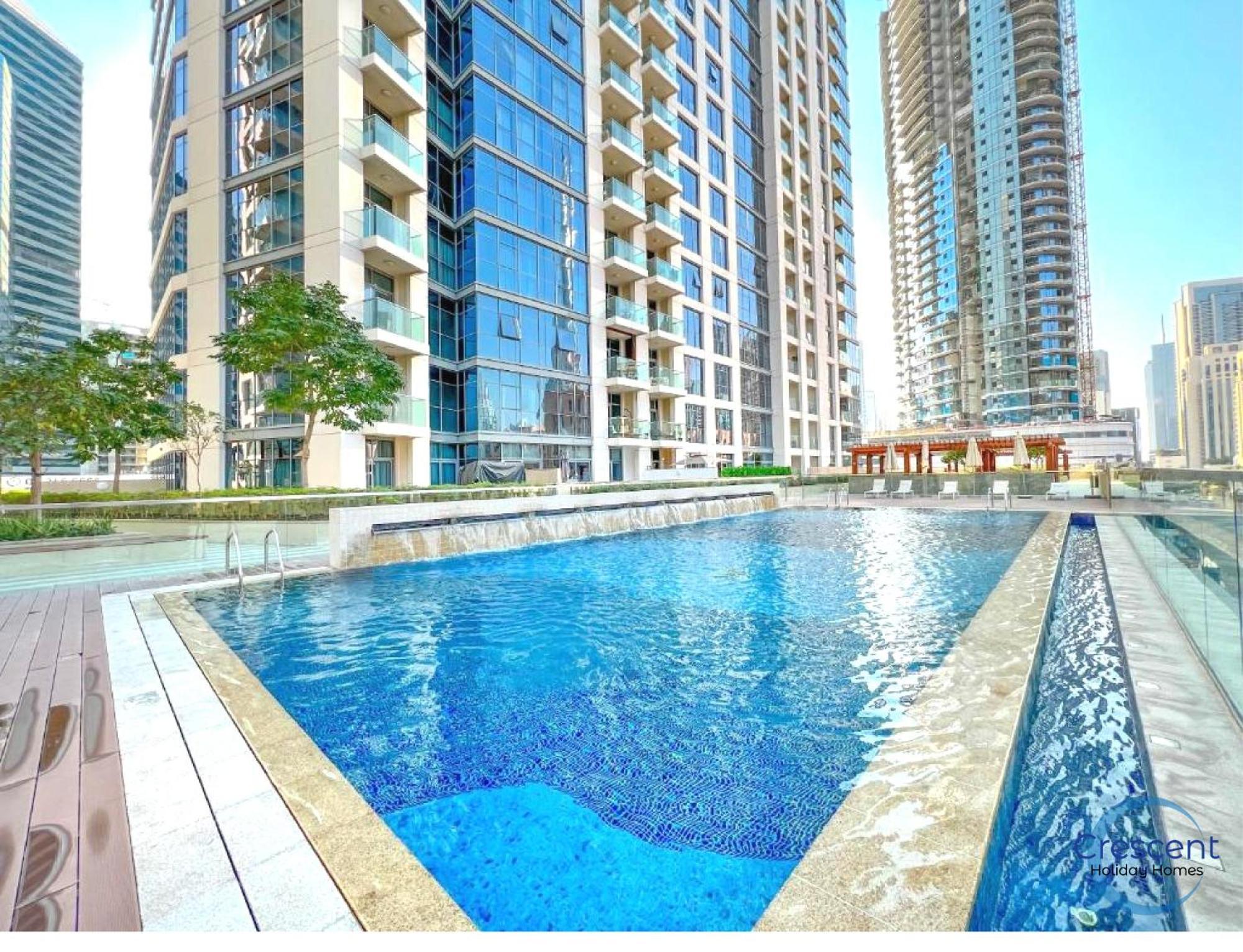 1br Downtown Walk To Mall & Burj * Dubai