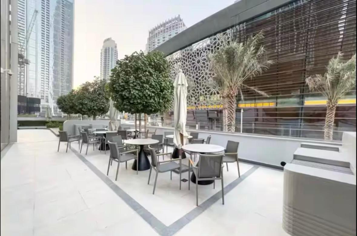 Luxury 2br With Burj Khalifa Views & Fountain Views *