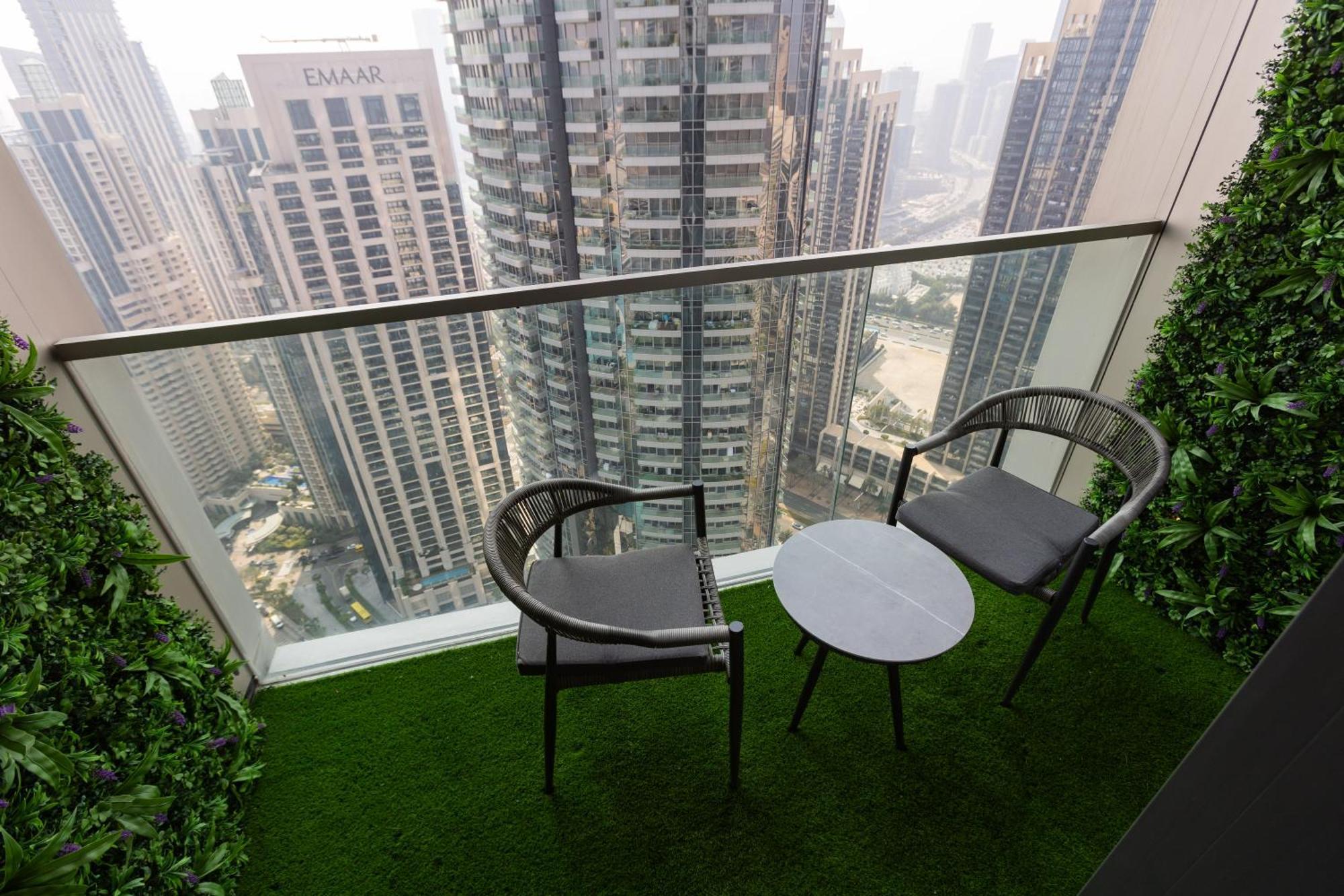 Luxury 2br With Burj Khalifa Views & Fountain Views
