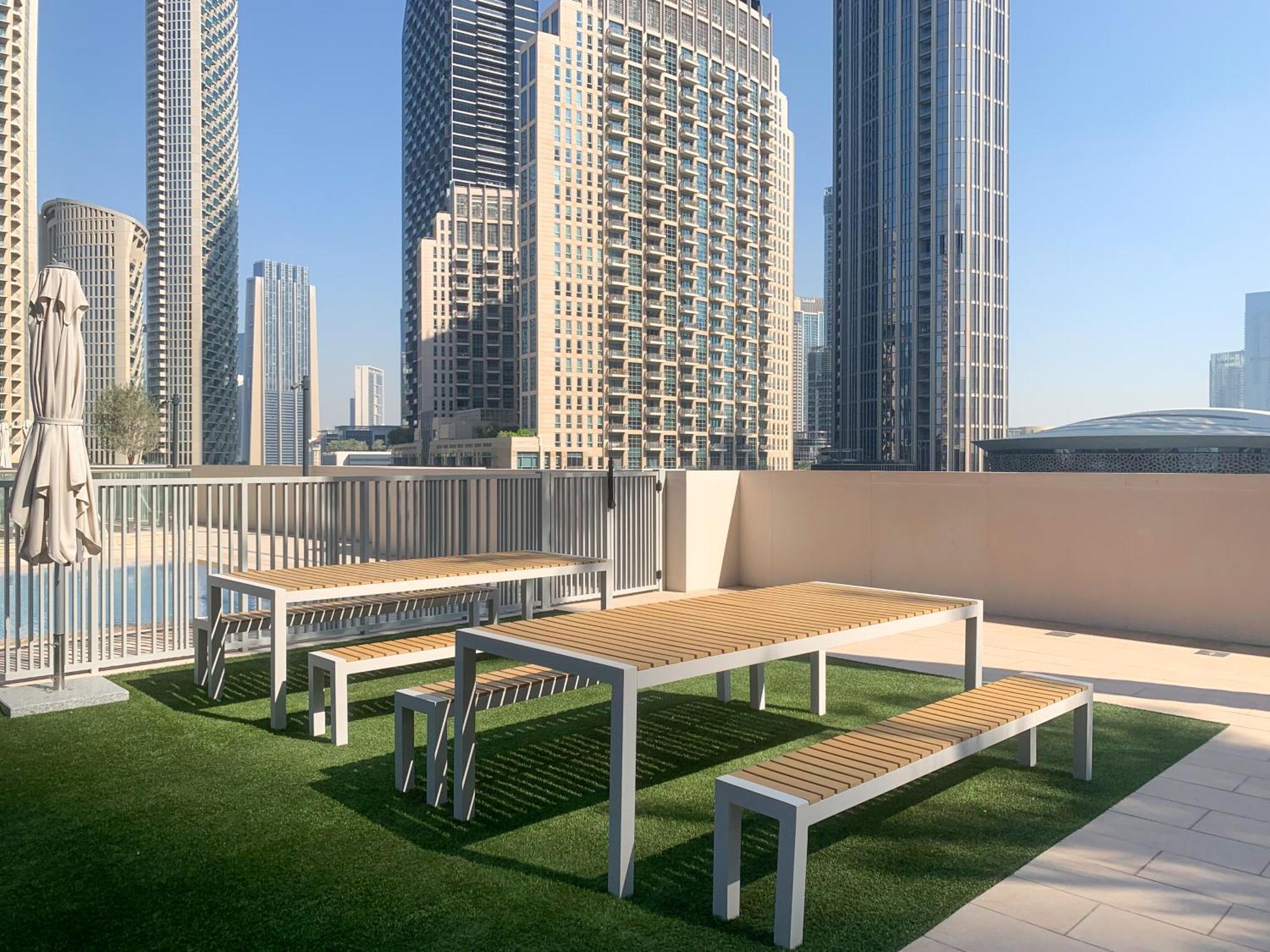 2Br Downtown Views Near Burj Khalifa & Dubai Mall *