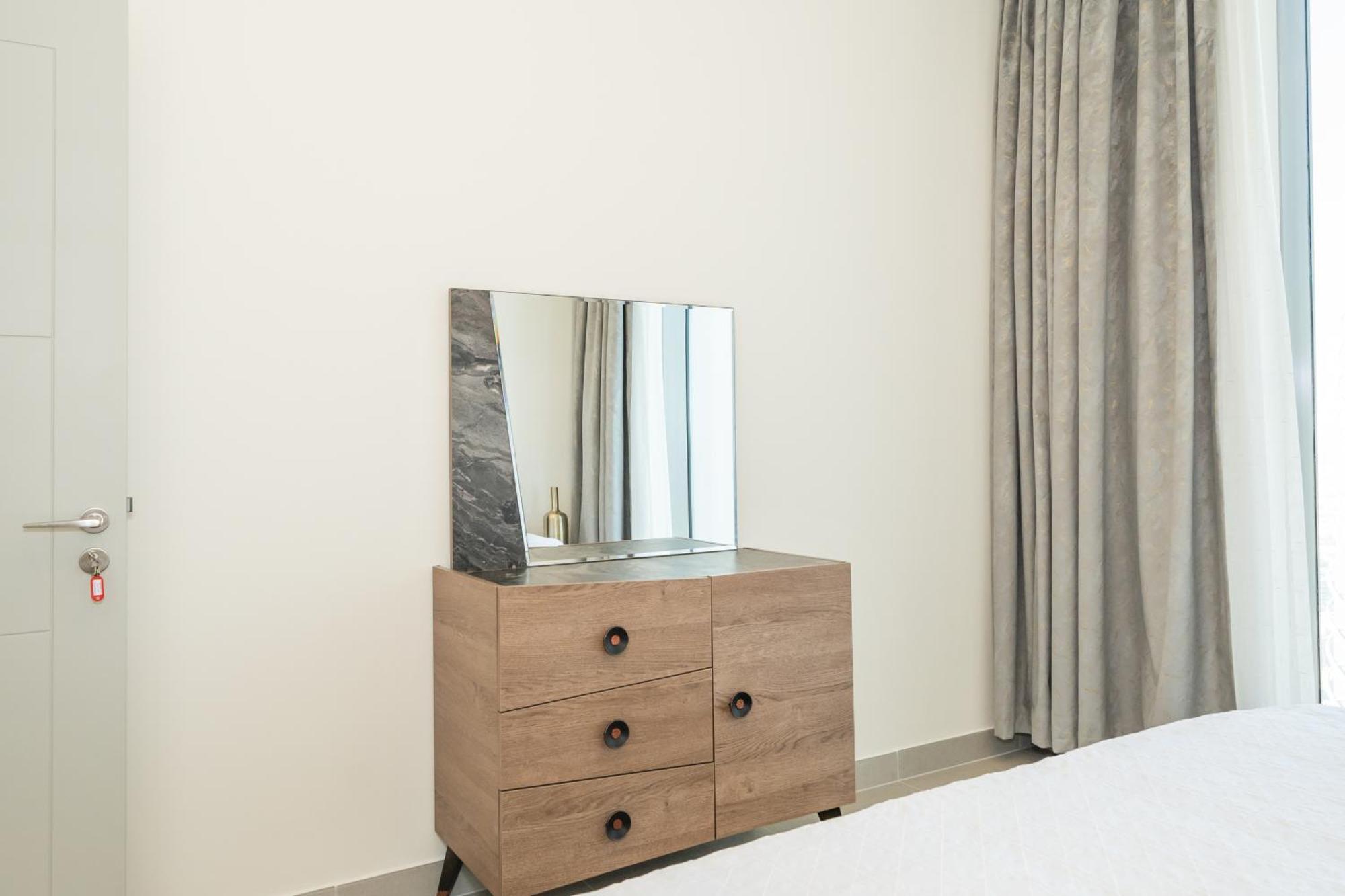 Apartment 2Br Downtown Views Near Burj Khalifa & Dubai Mall Dubai
