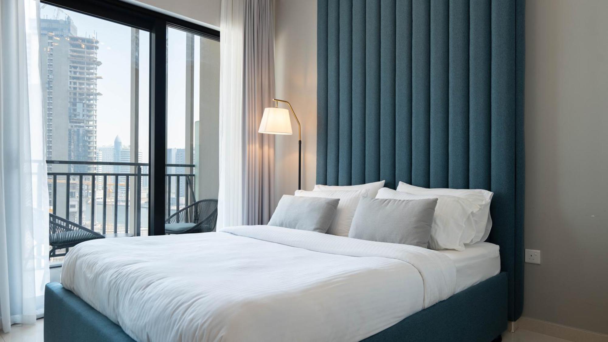 Keyrock Living - Lakeview Retreat In Business Bay * Dubai