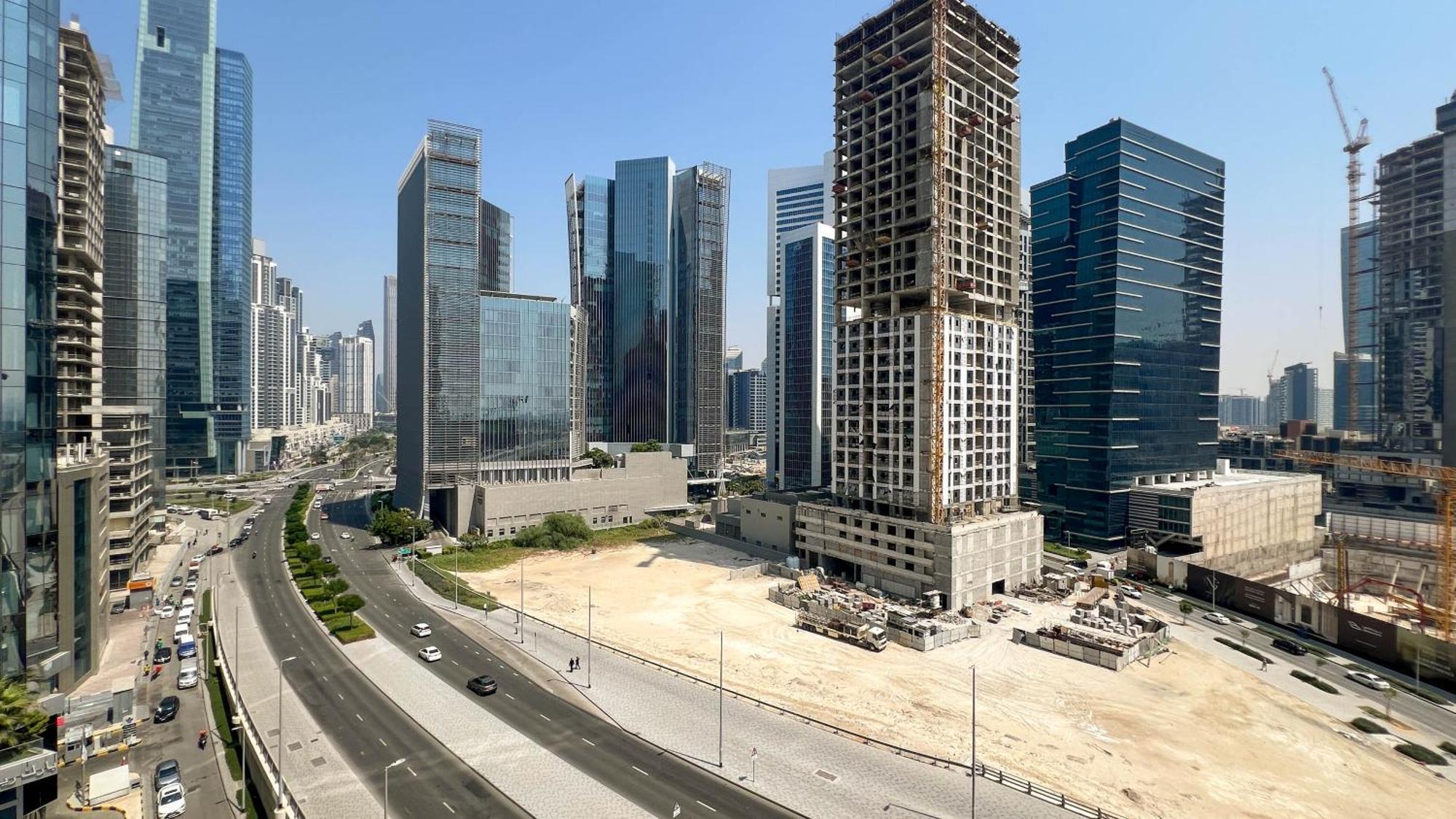 Keyrock Living - Lakeview Retreat In Business Bay Apartment Dubai