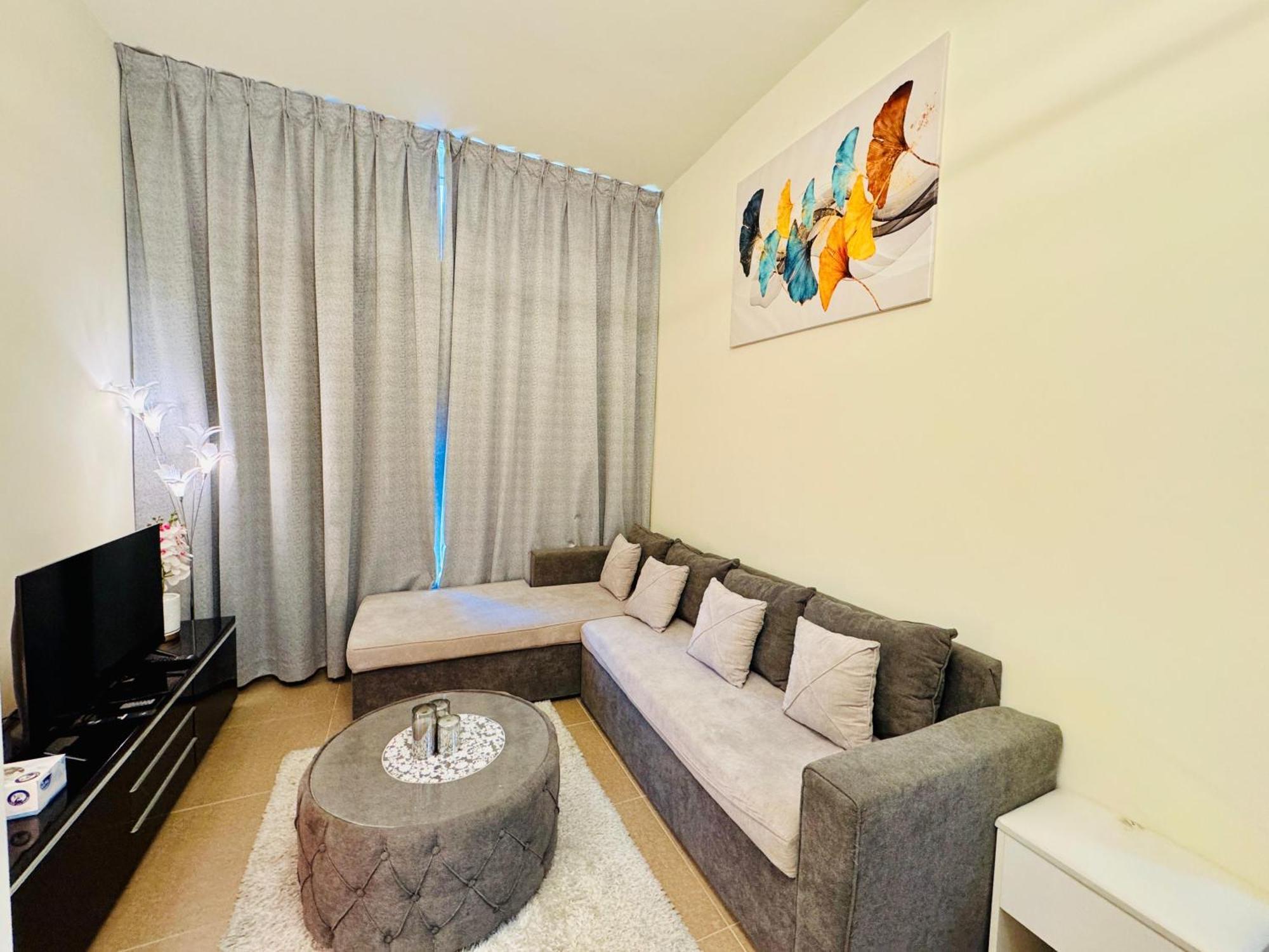 Hm1210 Premium Furnished In Business Bay