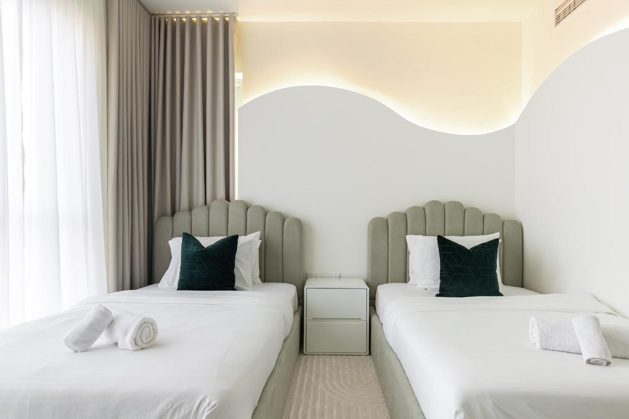 Apartment Kinfolk Homes - No 1 Family Stay, Partial Burj Khalifa Fountain View *