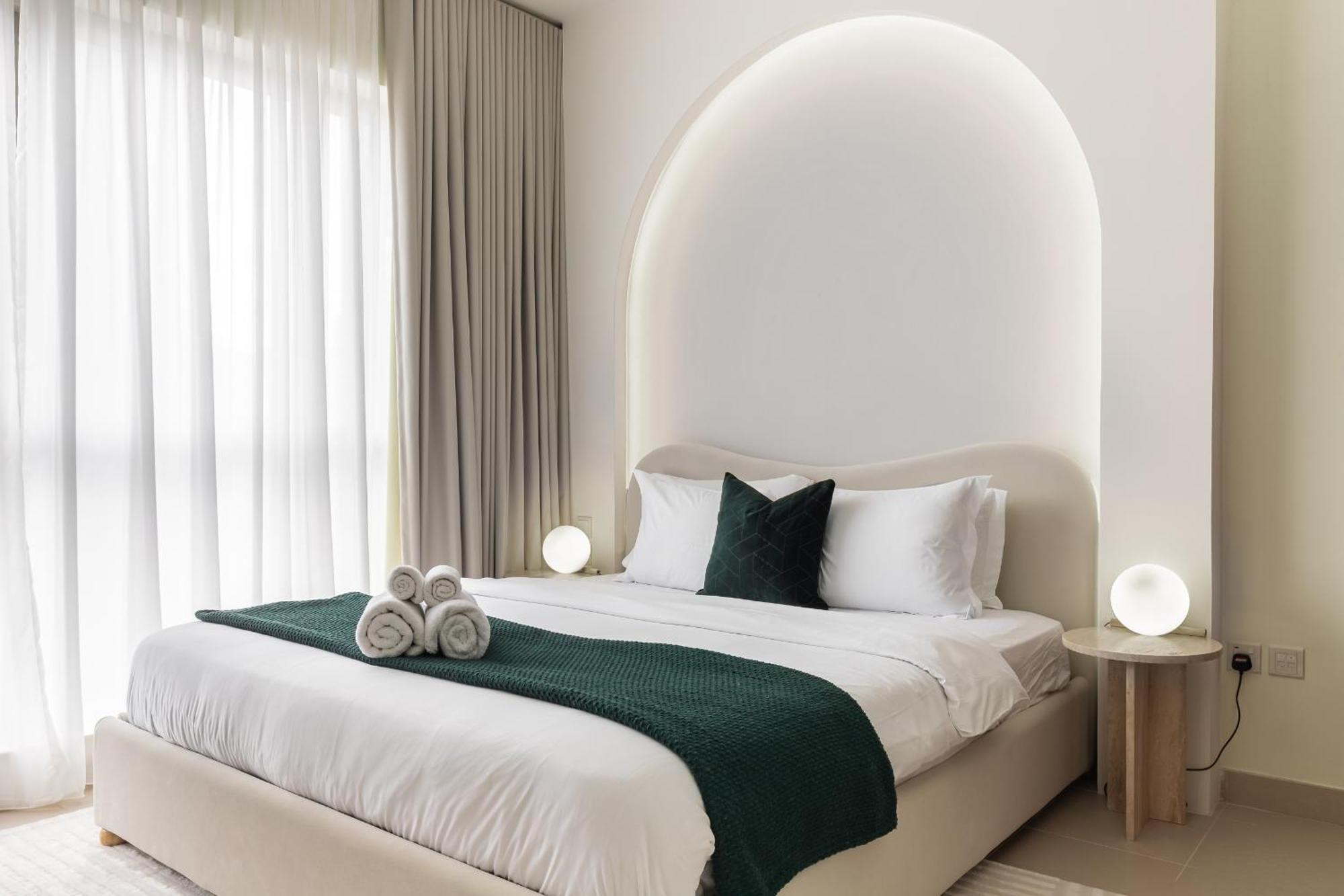 Apartment Kinfolk Homes - No 1 Family Stay, Partial Burj Khalifa Fountain View *