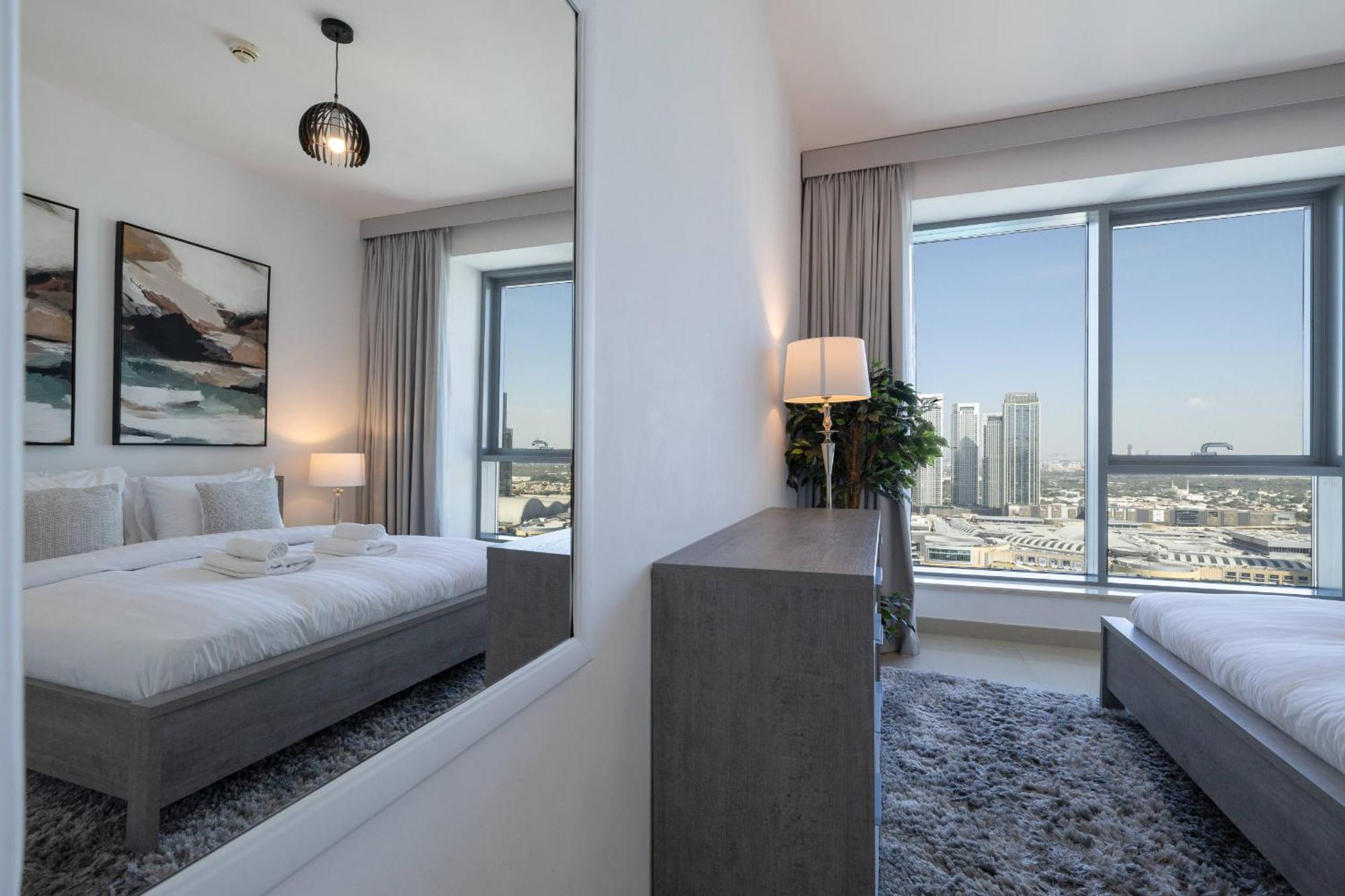 Signature Burj Khalifa View Residence *