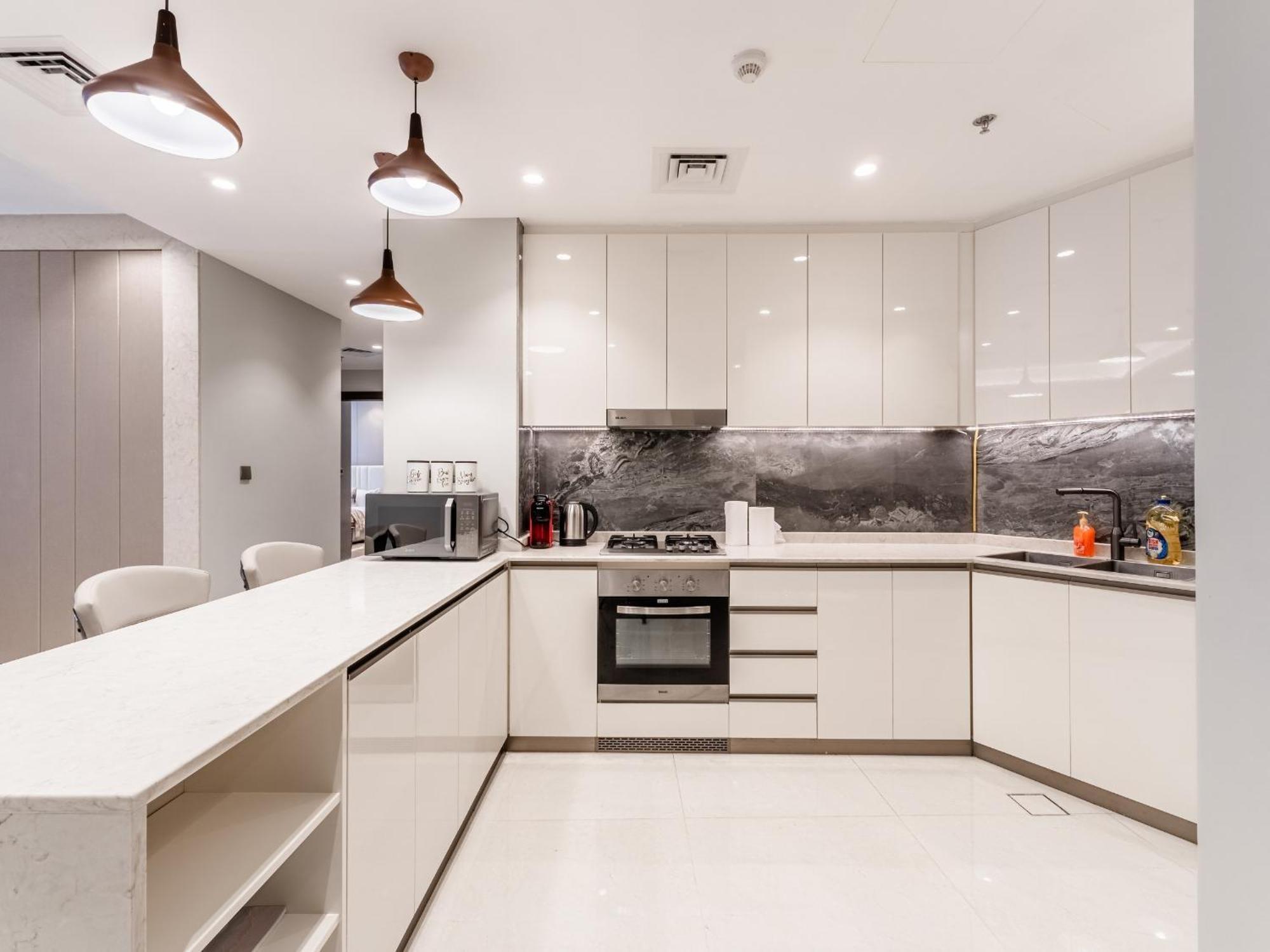 Luxury Brand-new 2br In Nobles Tower - Business Bay - Exclusive Amenities, Managed By Think Realty Apartment