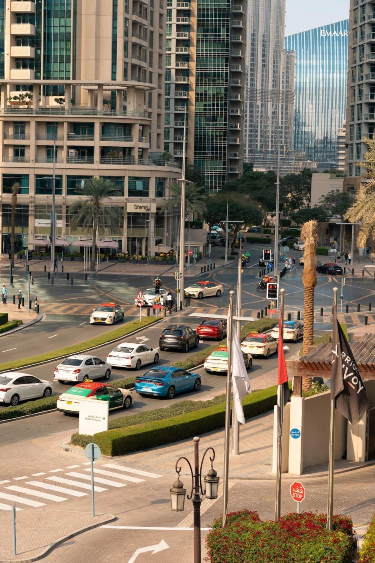 Burj Khalifa View - Downtown Elegance - Chalethomes Dubai
