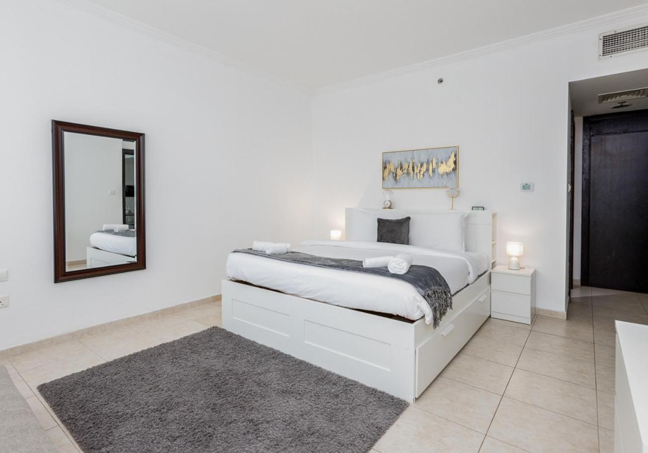 High Floor - 2br In Al Majara, Marina - Allsopp & Allsopp Dubai