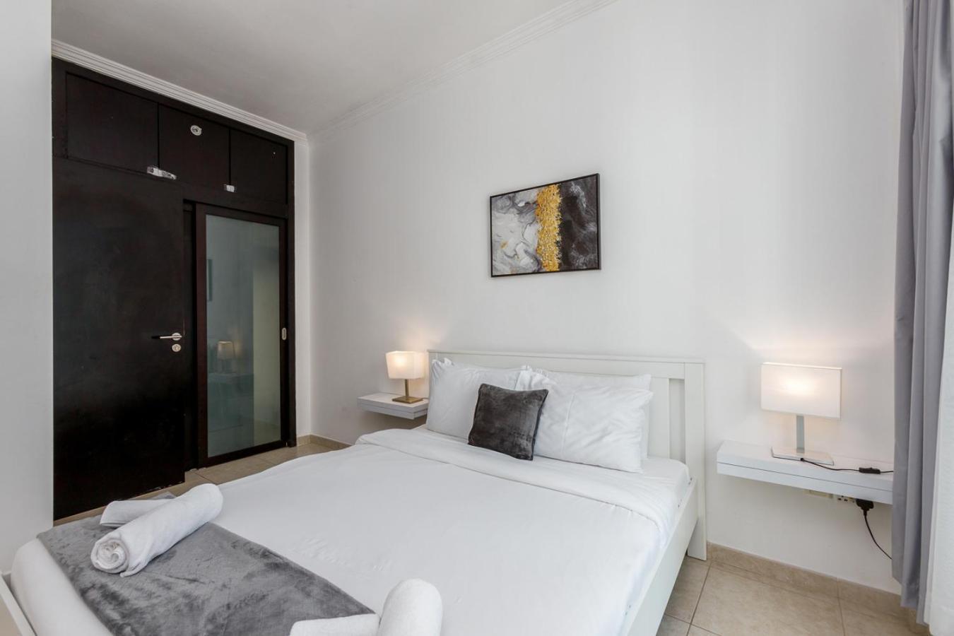High Floor - 2br In Al Majara, Marina - Allsopp & Allsopp Apartment