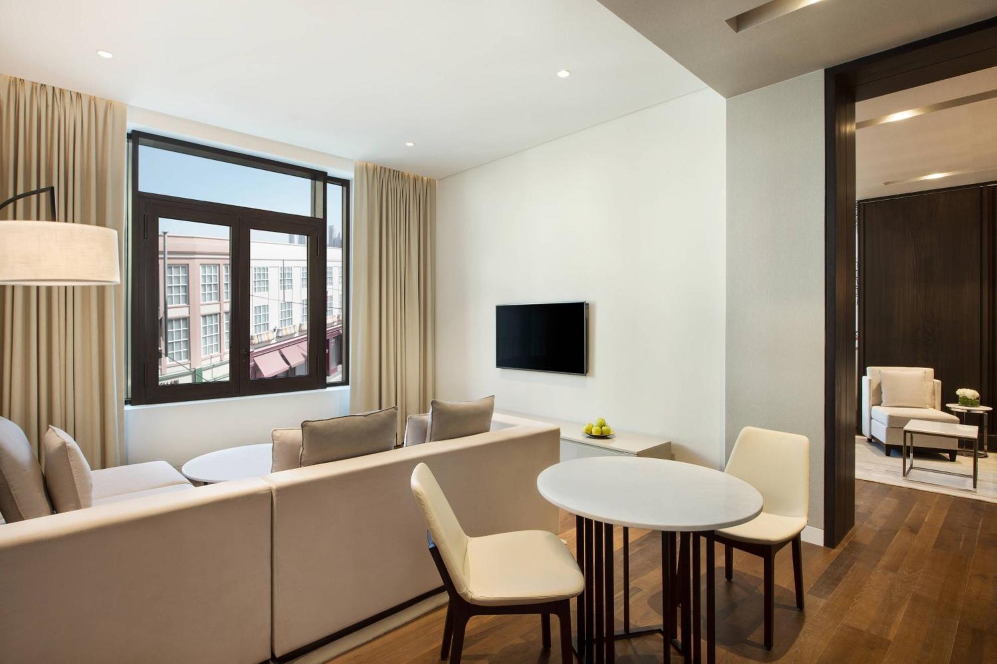 La & Walk Dubai, Autograph Collection Hotel 5*