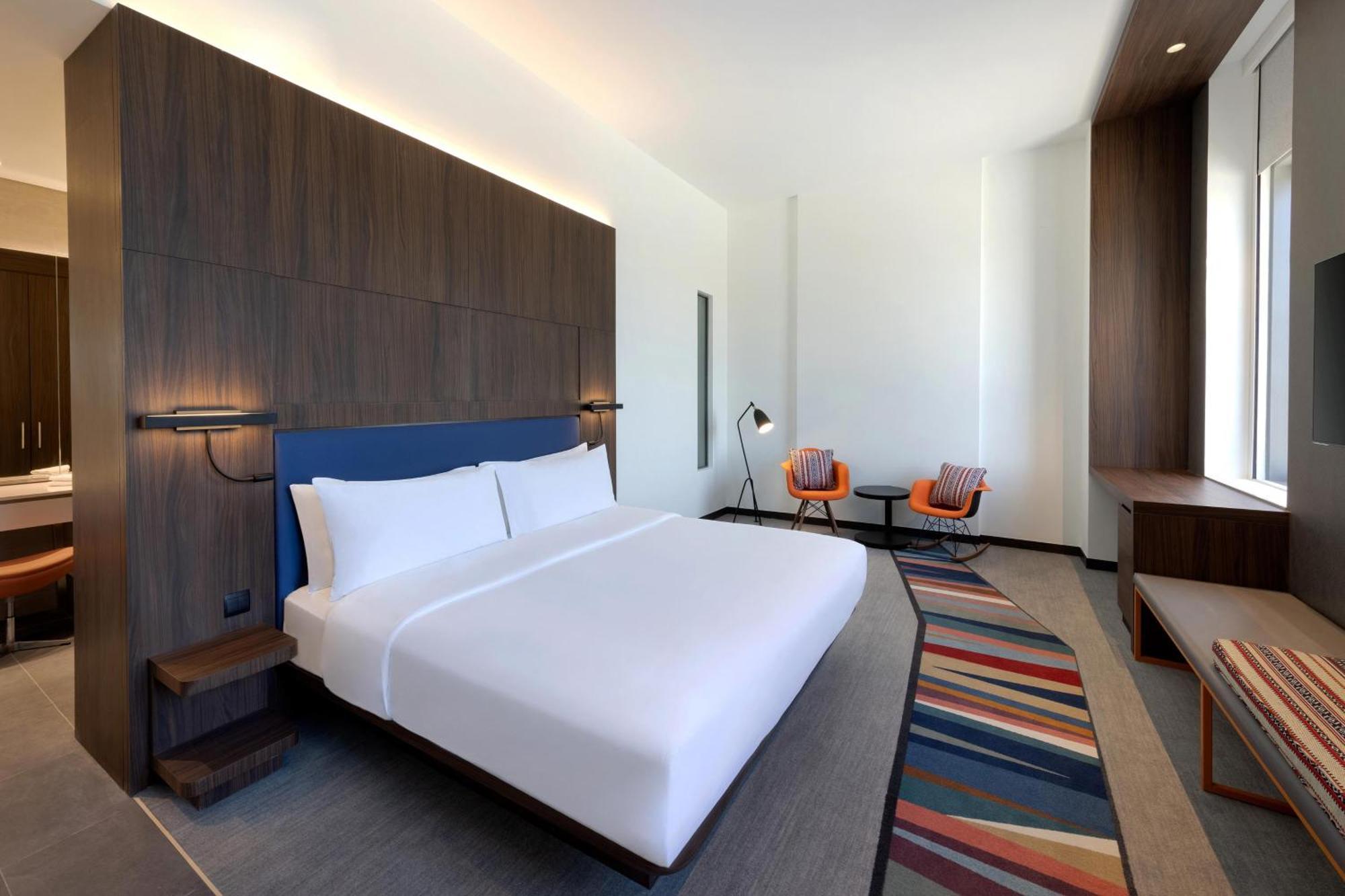 Aloft Al Mina, Jumeirah Otel Dubai